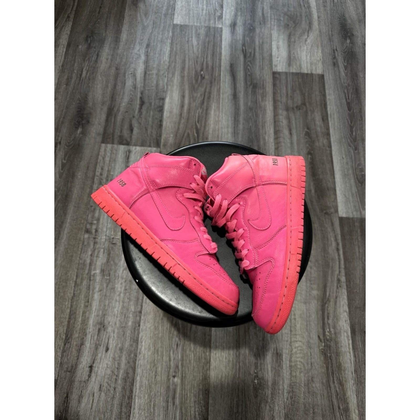 Nike VINTAGE Nike Dunk High Sneakers Pink Leather 1958 90s Womens Size 9 High-Top Leather Dunk High Nike Dunk High Limited Edition Cru Size US 9 / IT 39 - 3 Thumbnail