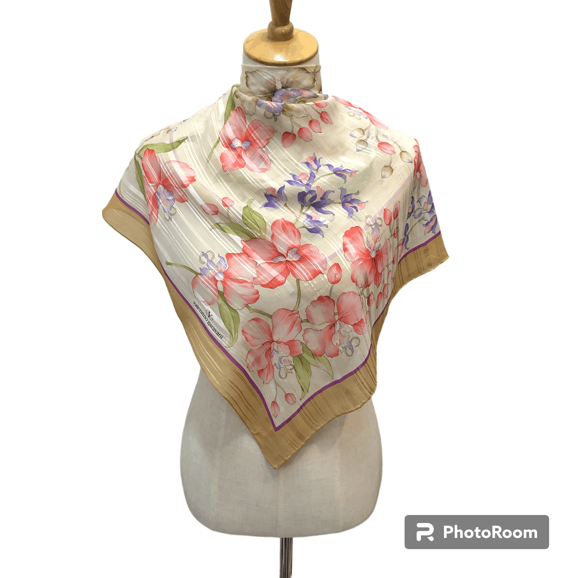 Vintage Vintage Valentino Garavani Floral Silk Scarf M1254 Size ONE SIZE - 1 Thumbnail