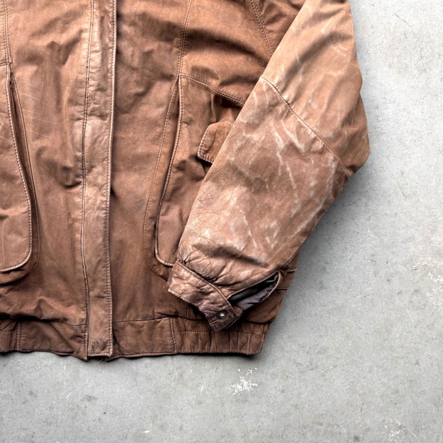 Vintage VINTAGE Comint Brown Leather Bomber Jacket Mens L Size US L / EU 52-54 / 3 - 7 Thumbnail