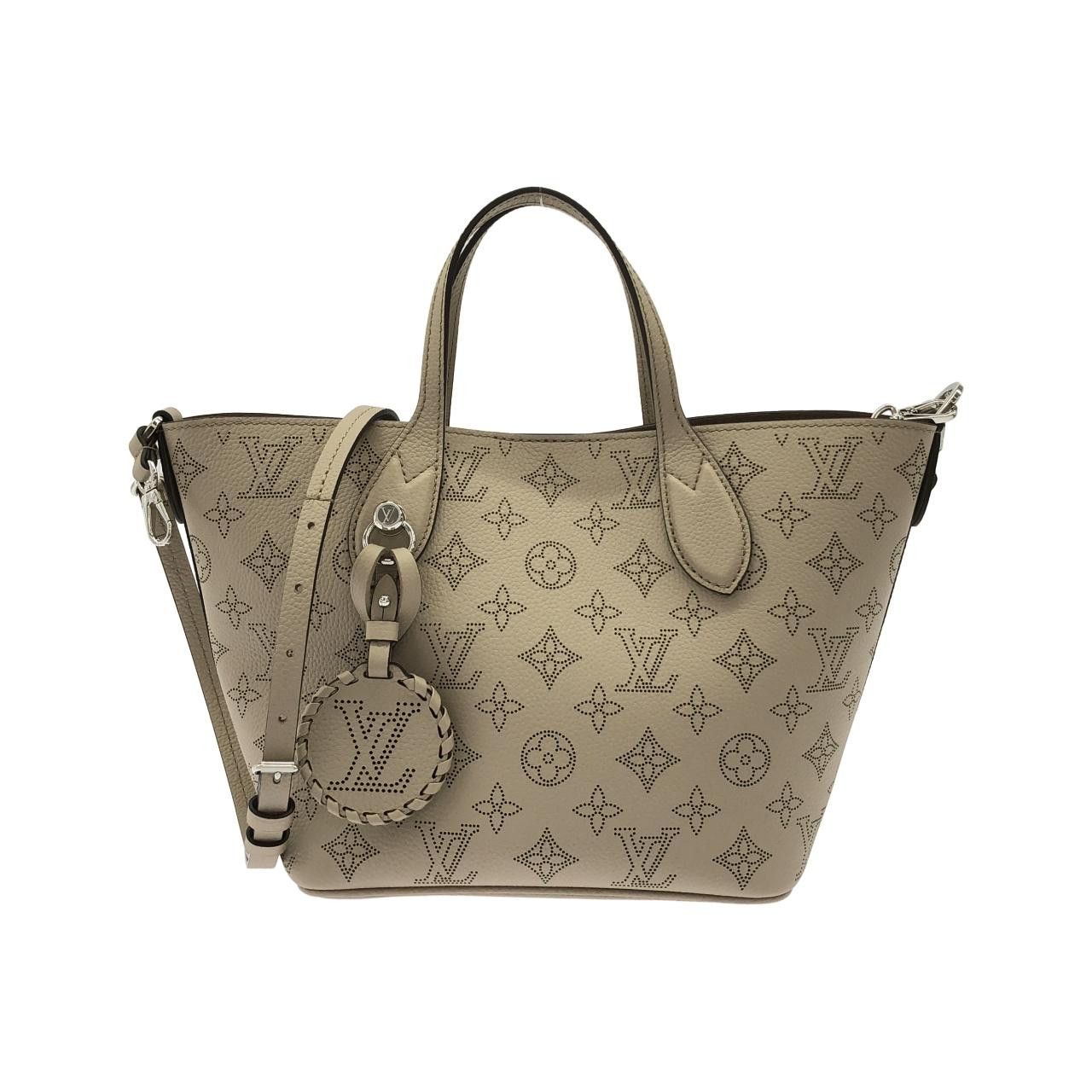 Louis Vuitton Louis Vuitton Louis Vuitton Mahina Blossom Calf Shoulder Bag Leather Crossbody Bag M21849 DUTY FREE for USA Size ONE SIZE - 1 Thumbnail