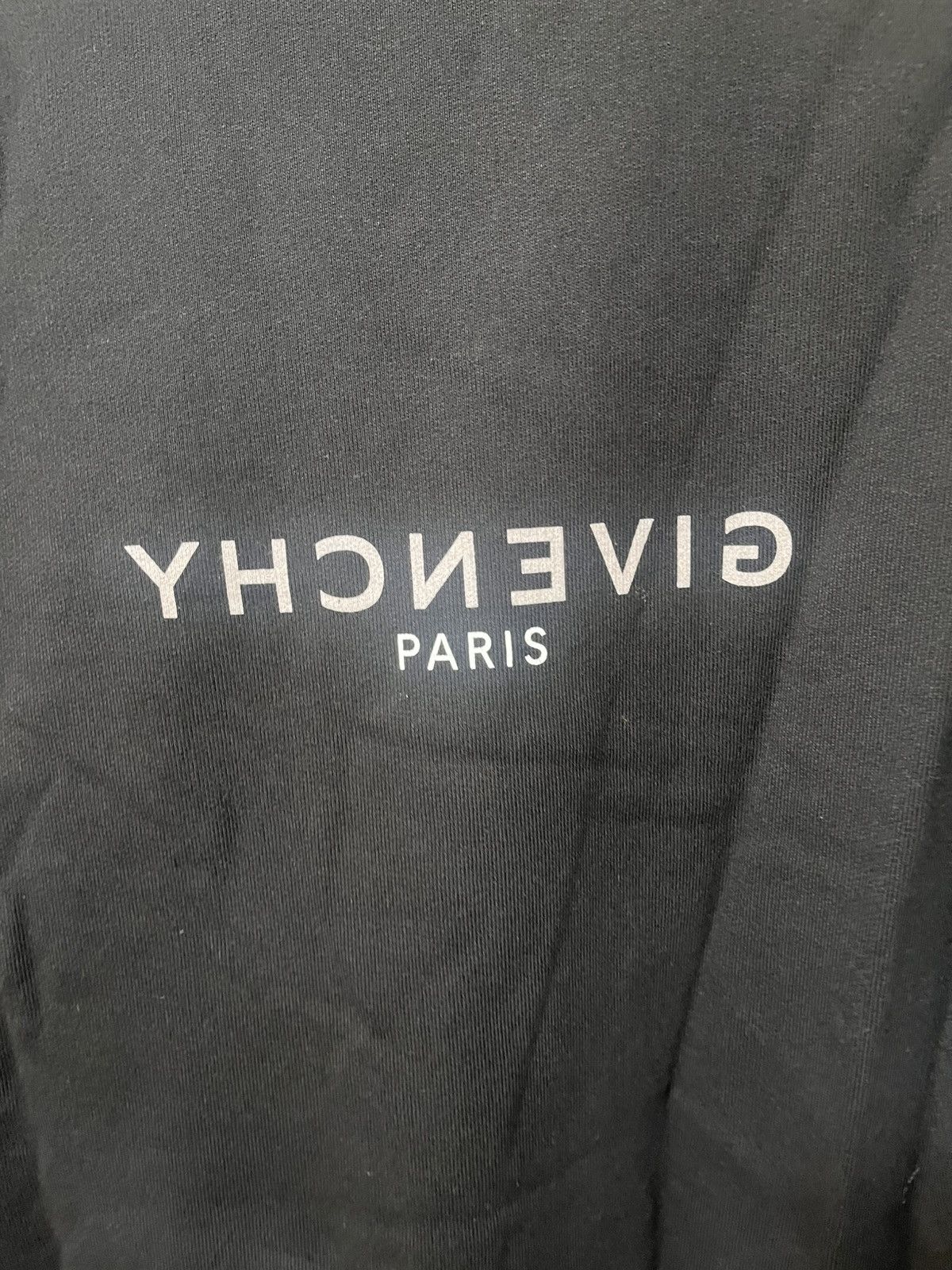 Givenchy Givenchy Sweatshirt Sz L Size US L / EU 52-54 / 3 - 7 Thumbnail