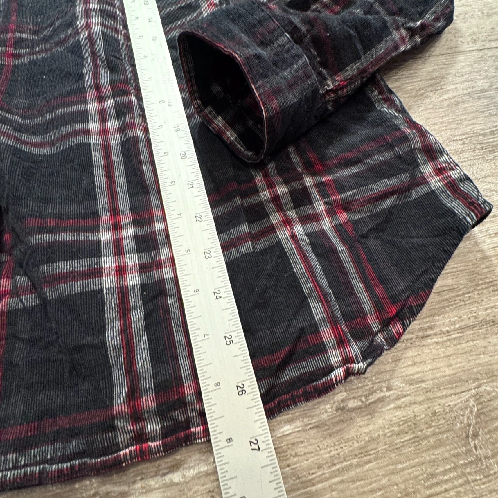 Express Express Shirt Mens Small Black Red Plaid Corduroy Cotton Preppy Casual Shirt Black Plaid Corduroy Cotton Express Mens Small - 90s? Size US S / EU 44-46 / 1 - 6 Thumbnail
