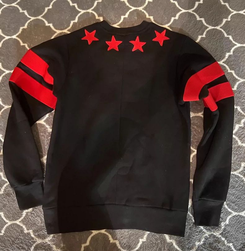 Other Givenchy Sweatshirt, Very Good Looking, Fleece Lined and T Size US S / EU 44-46 / 1 - 5 Thumbnail