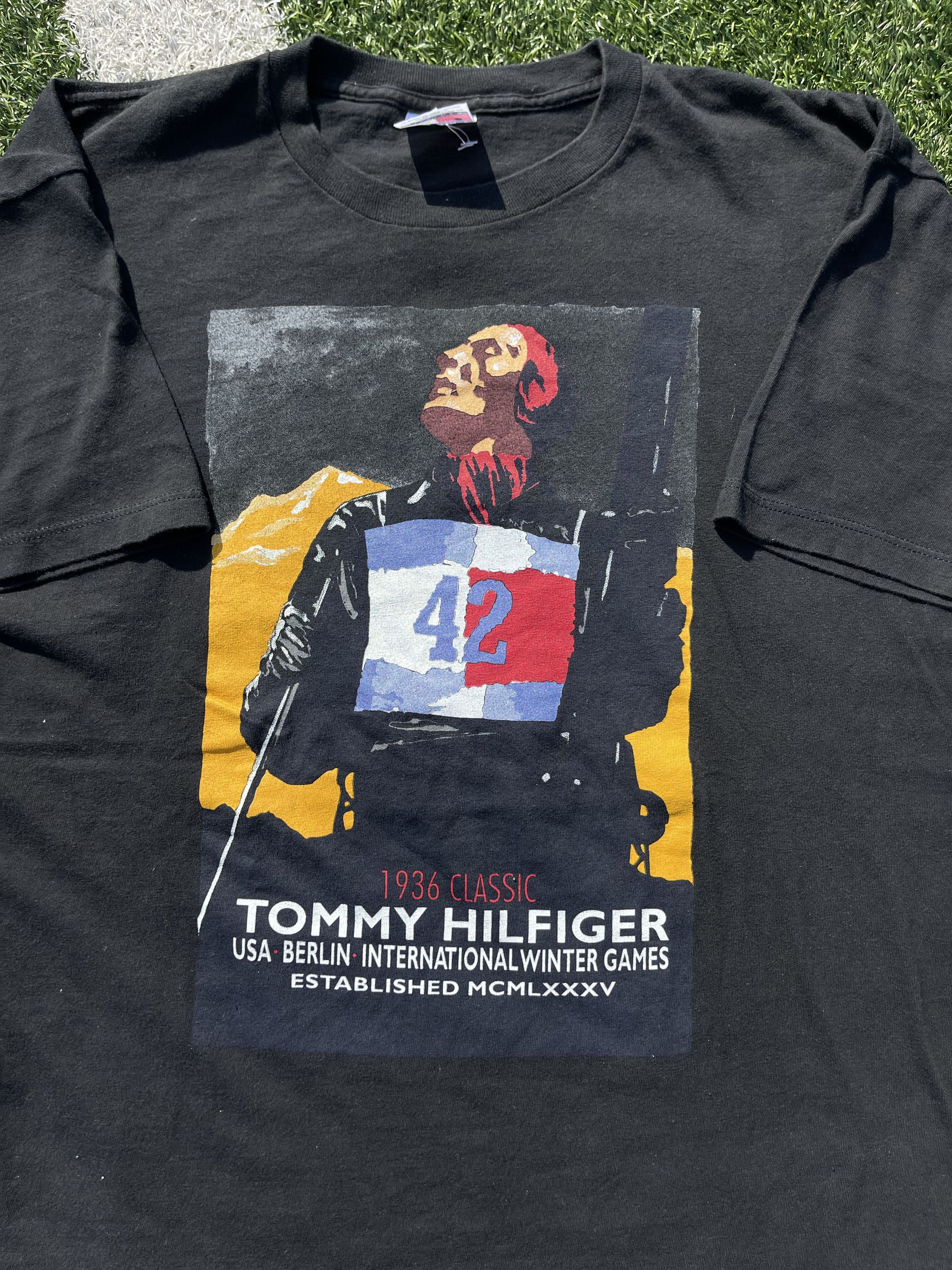 Tommy Hilfiger × Tommy Jeans × Vintage Tommy Hilfiger Ski Club 90's Vintage Winter Olympics T-Shirt Size US L / EU 52-54 / 3 - 4 Thumbnail