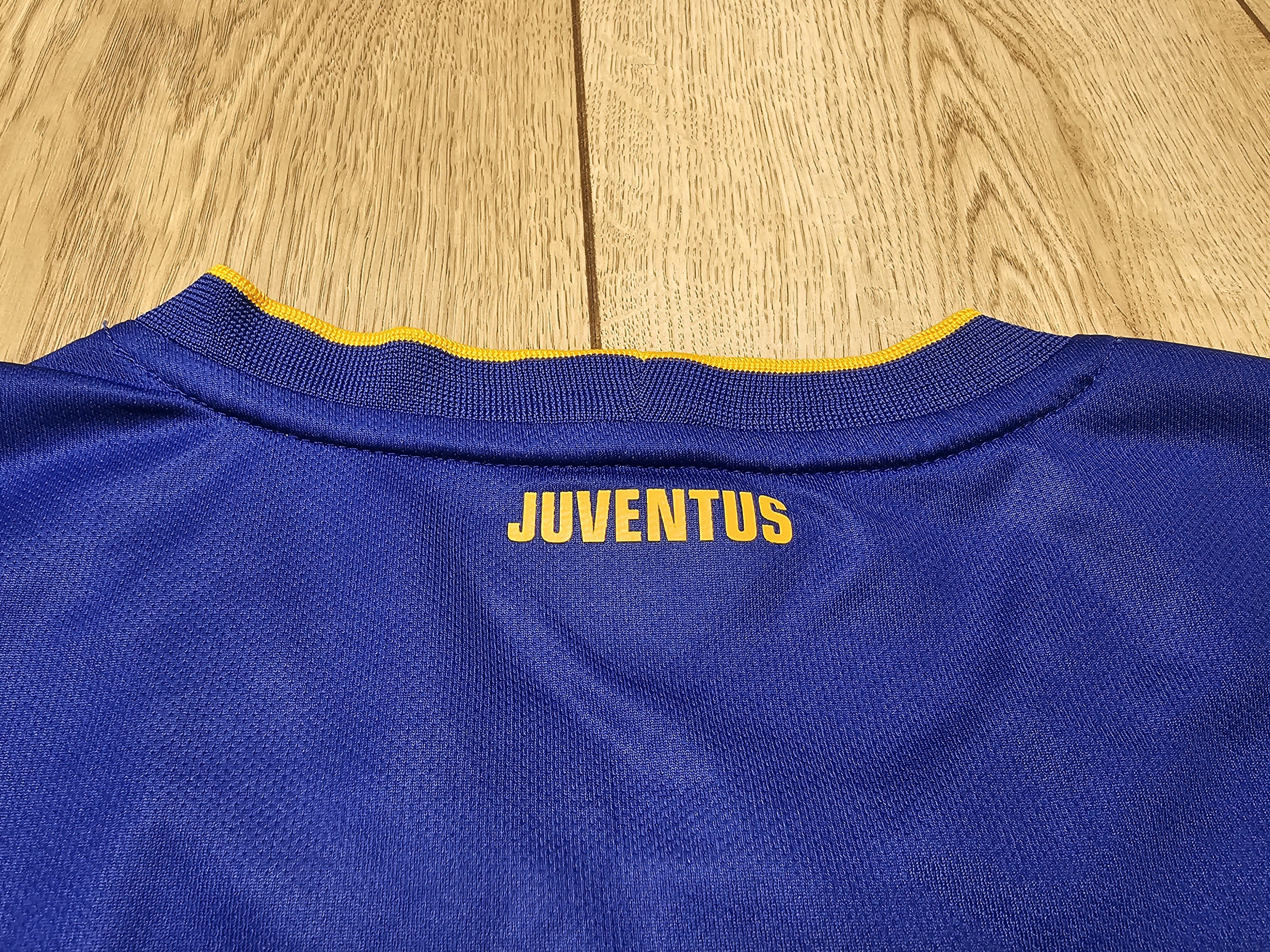 Nike JUVENTUS 2014 2015 AWAY FOOTBALL SHIRT SOCCER JERSEY Size US L / EU 52-54 / 3 - 5 Thumbnail