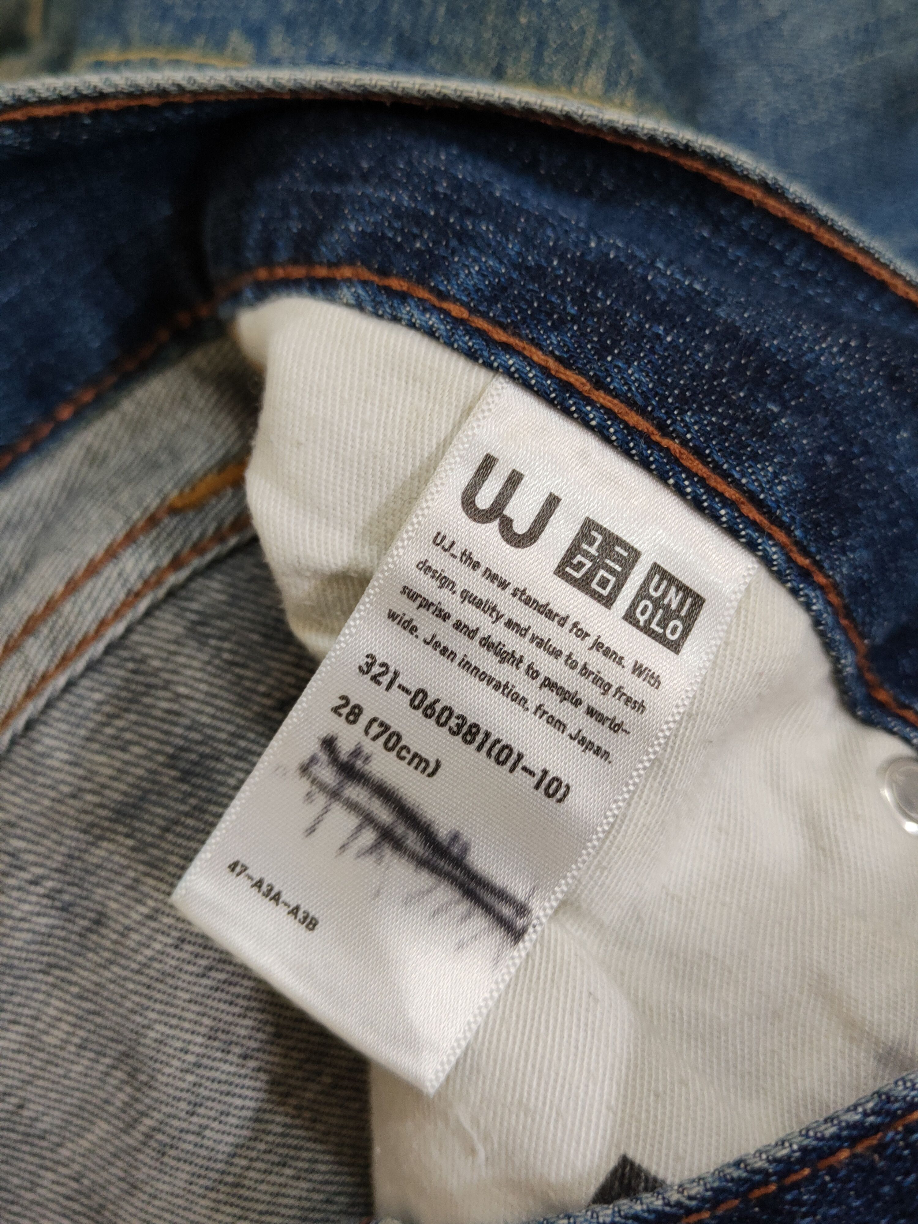 Japanese Brand Uniqlo Dark Blue Distressed Ripped denim Jeans #W1492 Size US 29 - 14 Thumbnail