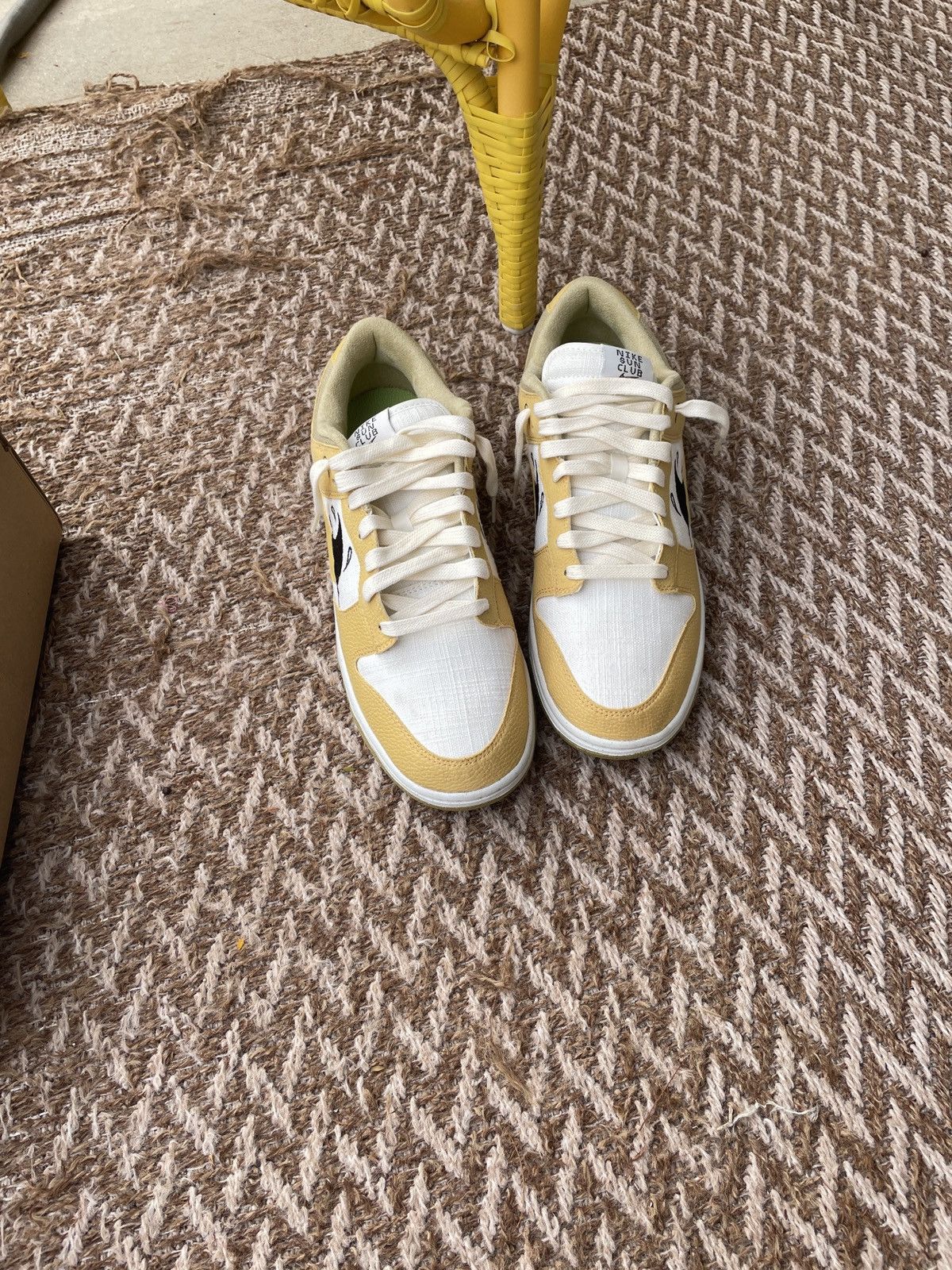 Nike Nike dunk low retro “Nike Sun Club” Size US 12 / EU 45 - 3 Thumbnail