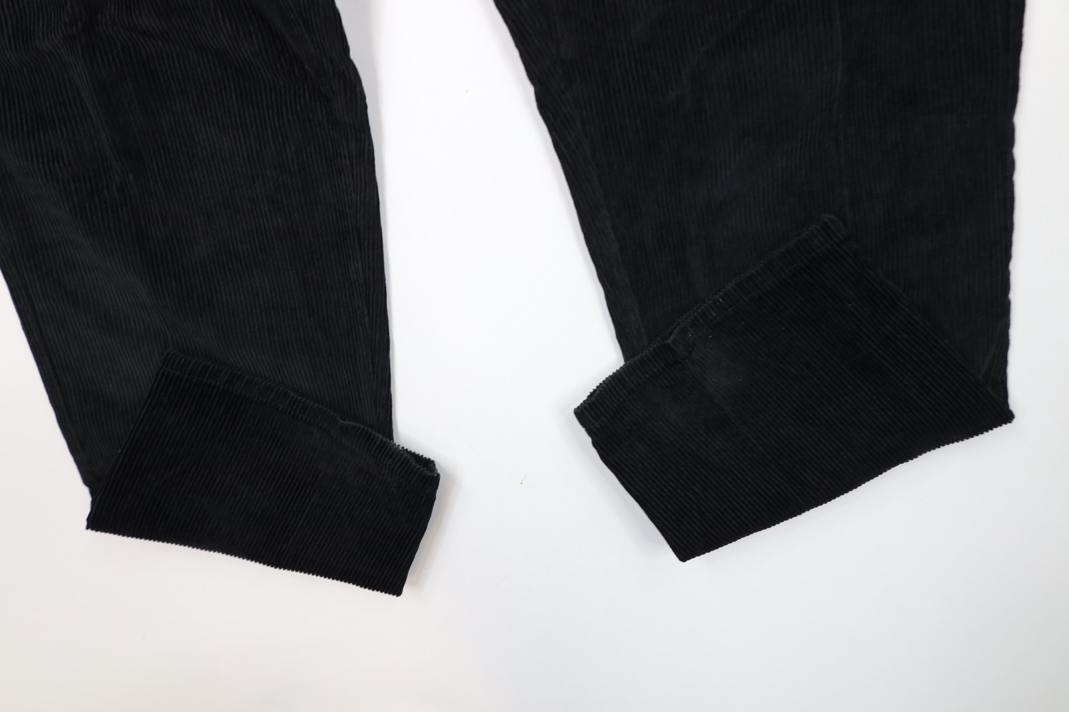 Vintage × Woolrich Woolen Mills Vintage 90s Woolrich Tapered Leg Corduroy Pants Black Size 36" / US 14 / IT 50 - 5 Thumbnail