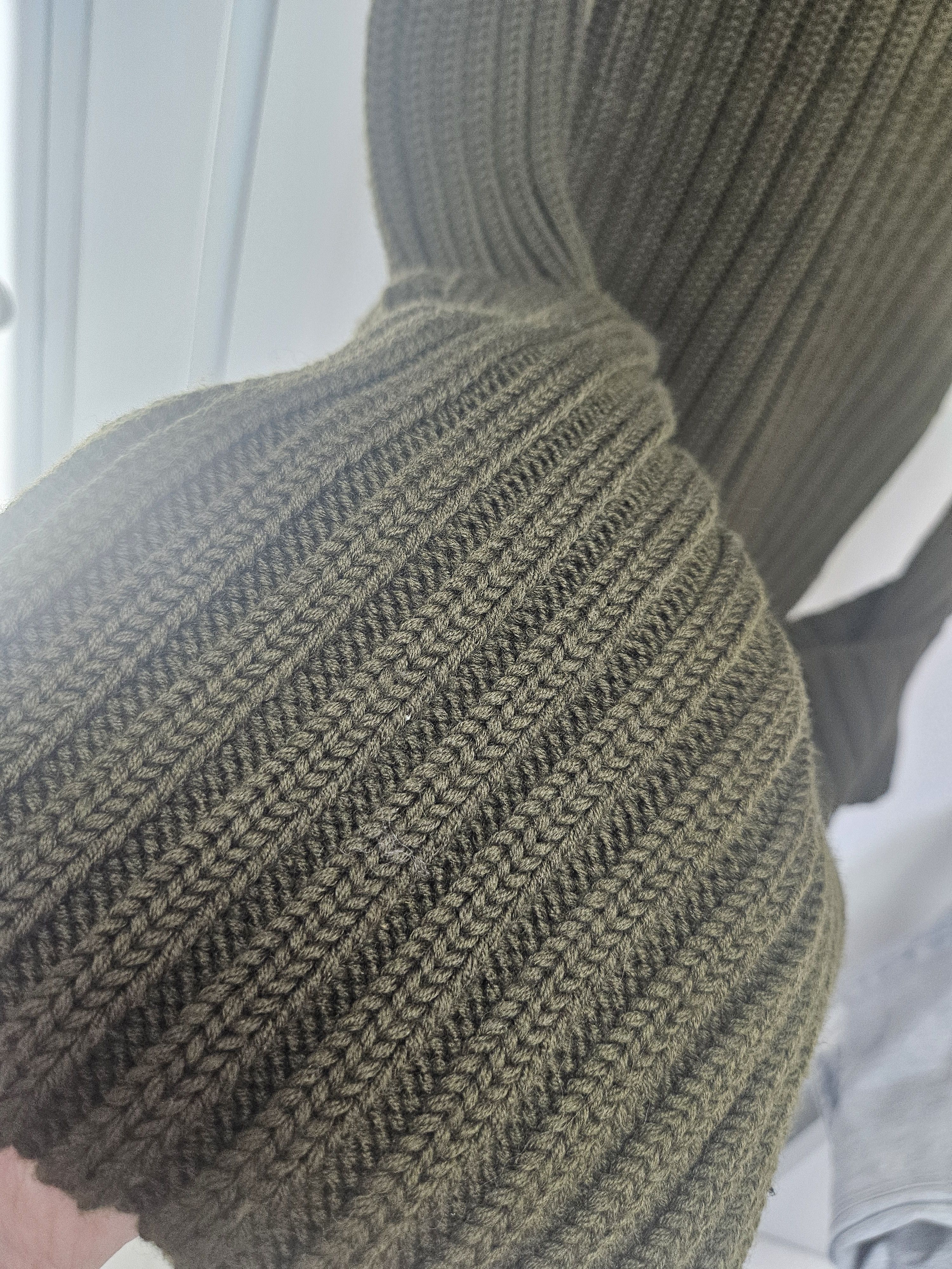 Yohji Yamamoto Knitted turtleneck with oversized cuffs Size M / US 6-8 / IT 42-44 - 5 Thumbnail