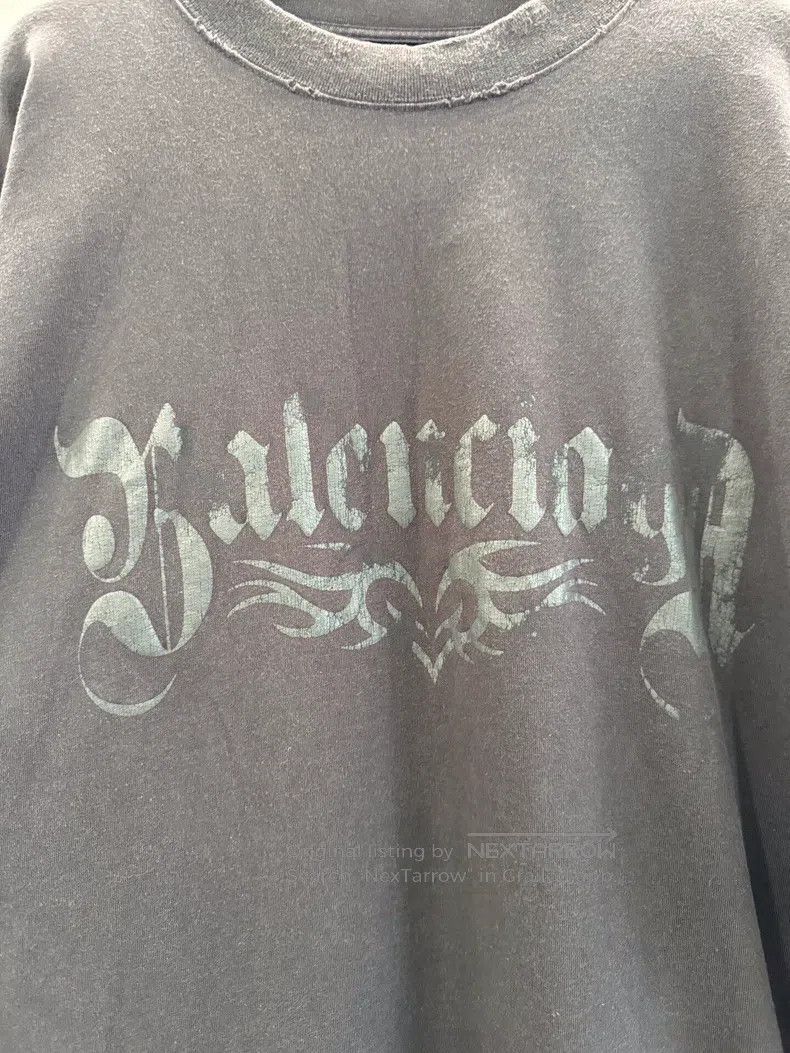 Balenciaga Balenciaga Black Gothic Sanskrit Logo Vintage Ripped Short Size US S / EU 44-46 / 1 - 4 Thumbnail