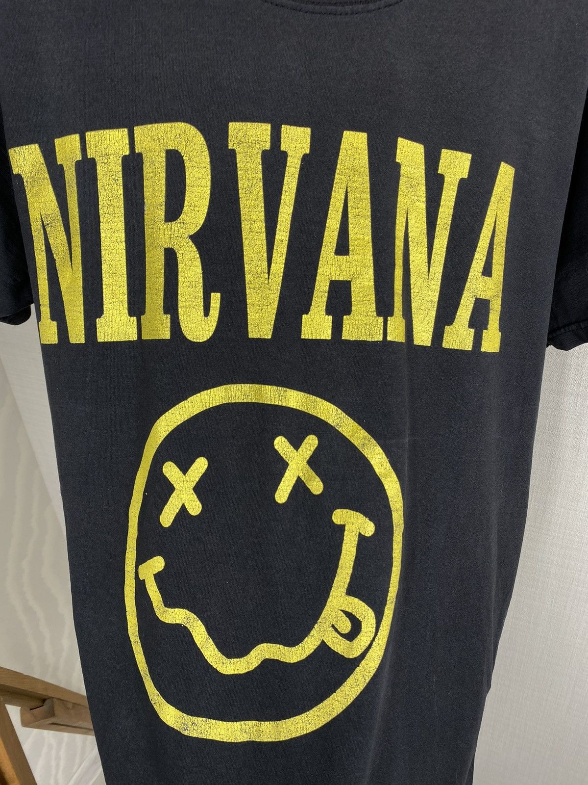 Fruit Of The Loom × Nirvana × Vintage Nirvana Smile Vintage 90S T Shirt Size US S / EU 44-46 / 1 - 11 Thumbnail