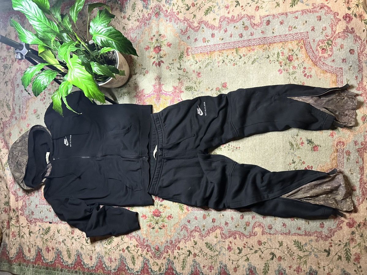 1017 ALYX 9SM Hoodie 1017 alyx 9sm x nike Size US S / EU 44-46 / 1 - 18 Thumbnail