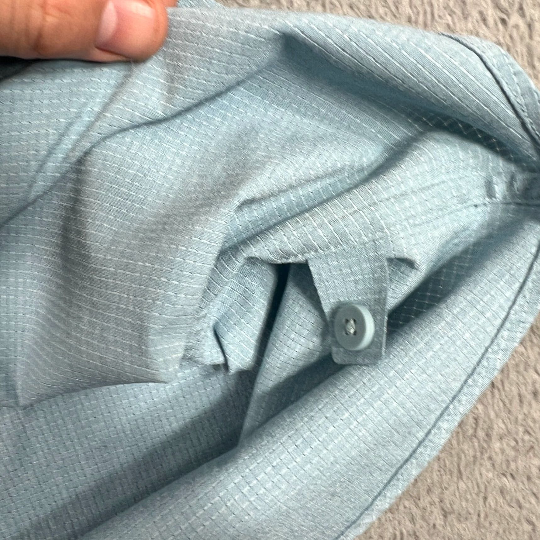 Lululemon Lululemon Airing Easy Short Sleeve Button-Up Shirt Mens M Blue Lightweight Breathable Quick Dry Vented Logo Size US M / EU 48-50 / 2 - 7 Thumbnail