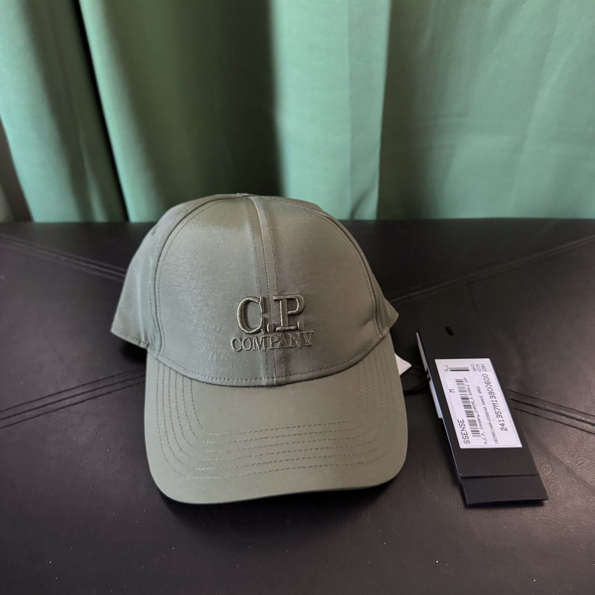 CP Company Goggle Cap With Embroidered Logo Green | ONU