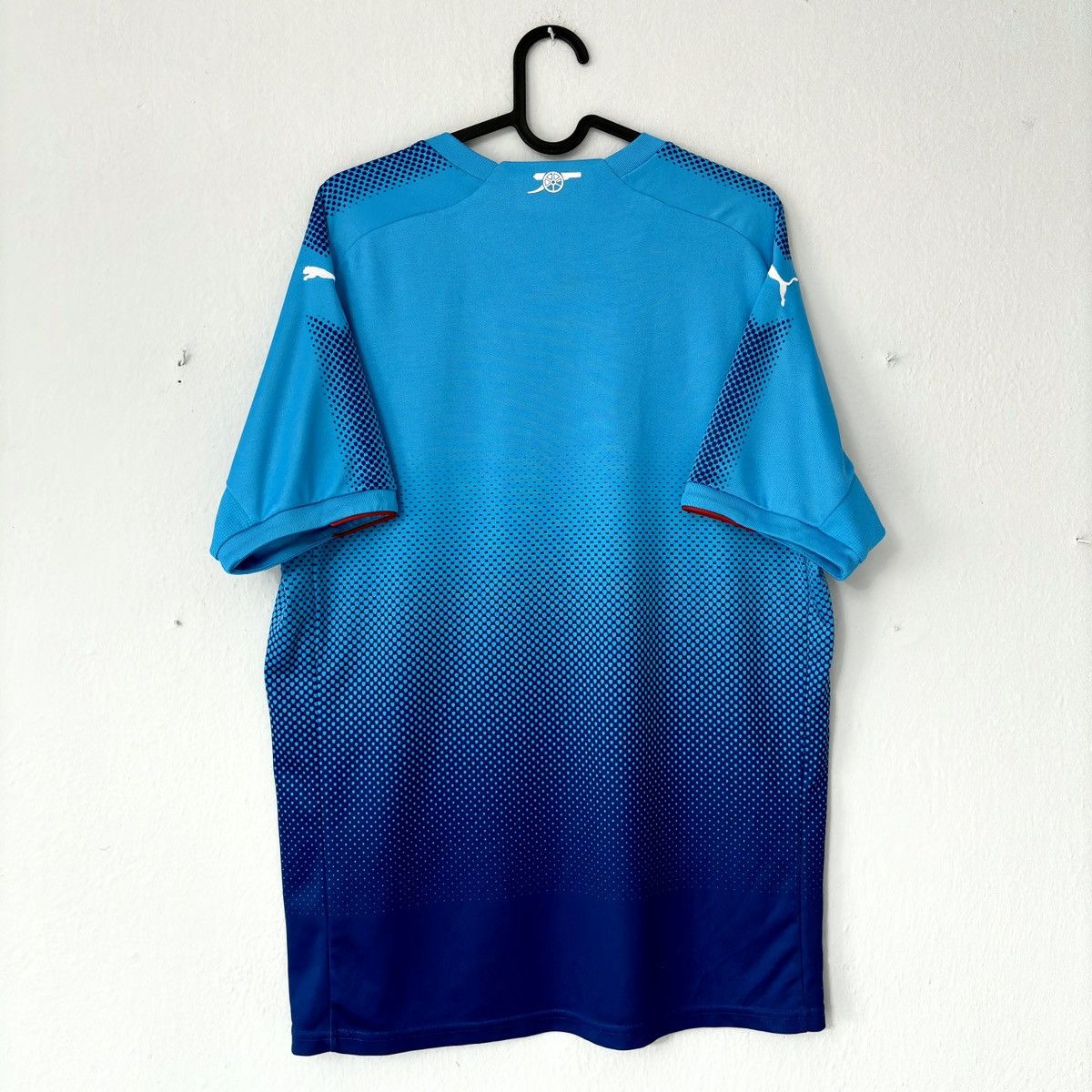 Puma 2017 2018 Arsenal Puma Away Third Kit Soccer Jersey Shirt M Size US M / EU 48-50 / 2 - 7 Thumbnail