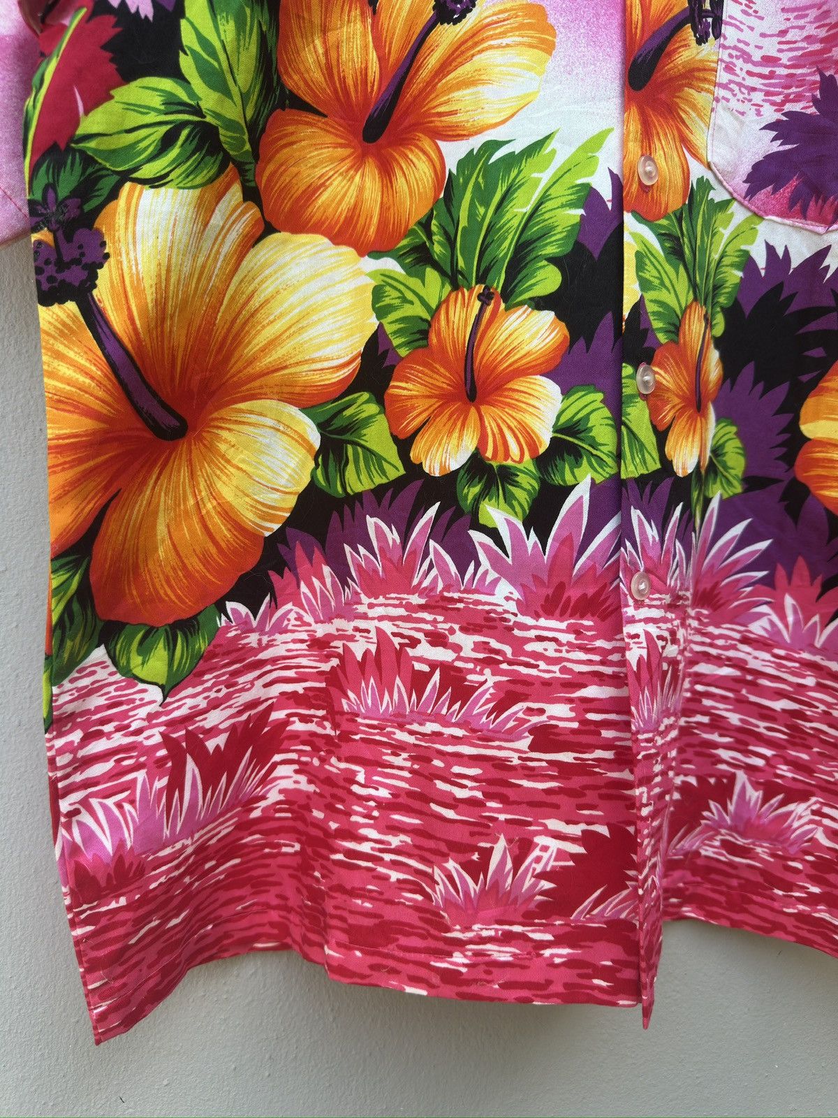 Japanese Brand Japanese Brand Hawaii Colourfull Flowers Size US L / EU 52-54 / 3 - 8 Thumbnail