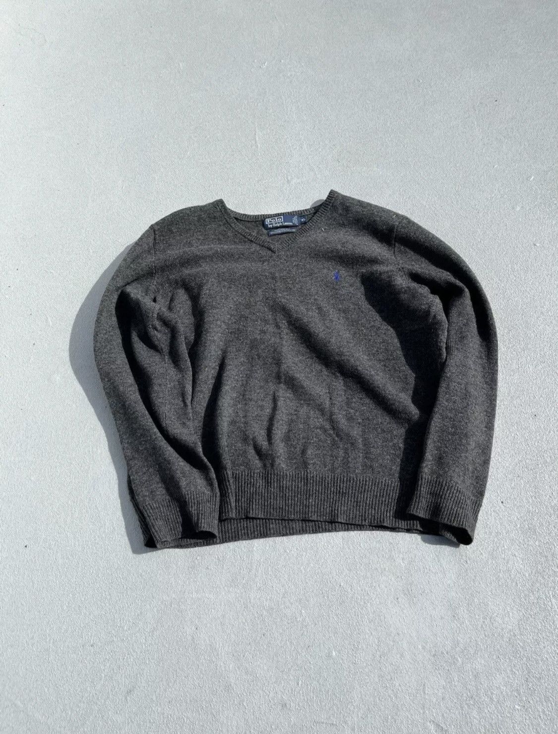 Polo Ralph Lauren Polo Ralph Lauren Gray V-Neck 100% Lambs Wool Sweater Size US XL / EU 56 / 4 - 2 Thumbnail