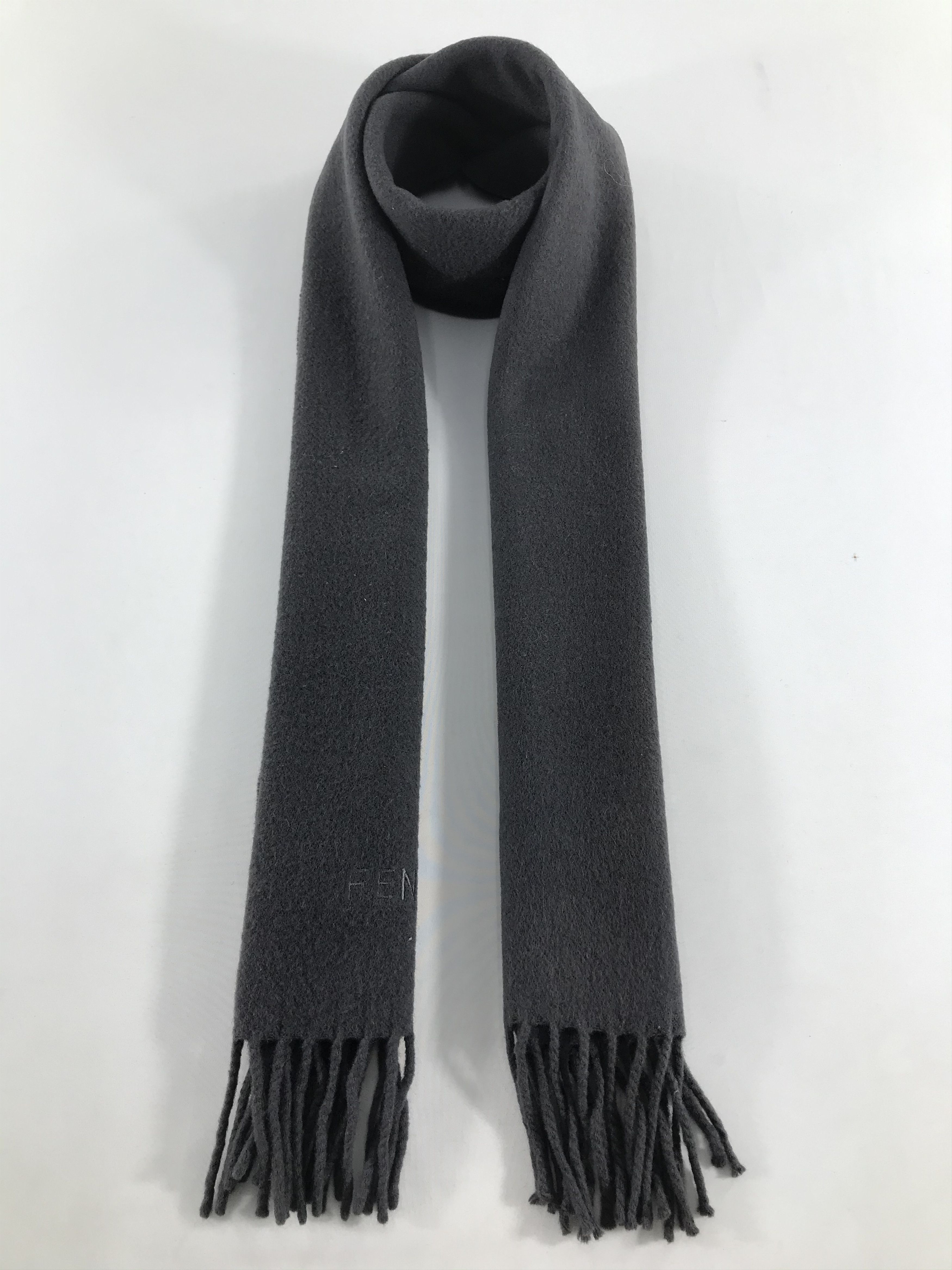 Fendi Fendi Plain Wool Scarf Muffler V498 Size ONE SIZE - 1 Thumbnail