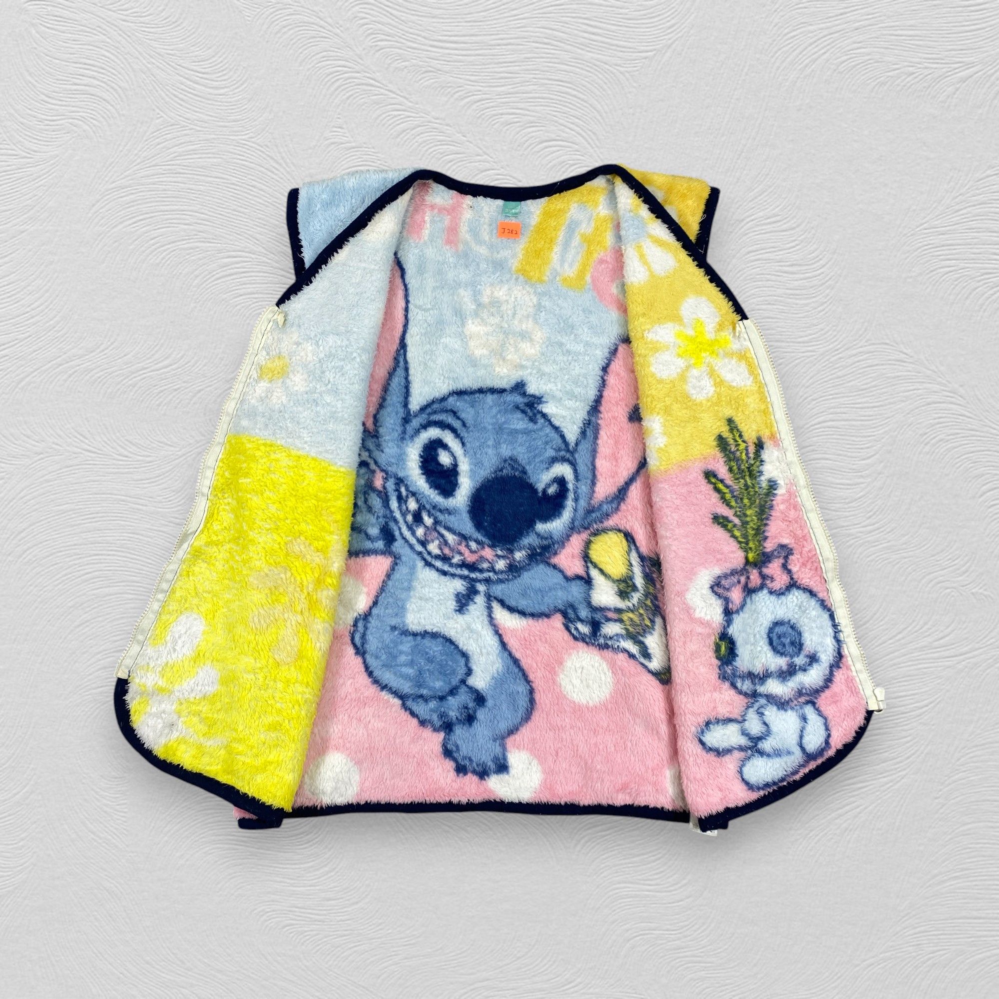 Beauty Beast Vintage Japanese Brand Cartoon Stich Fleece Vest -J282 Size US M / EU 48-50 / 2 - 3 Thumbnail