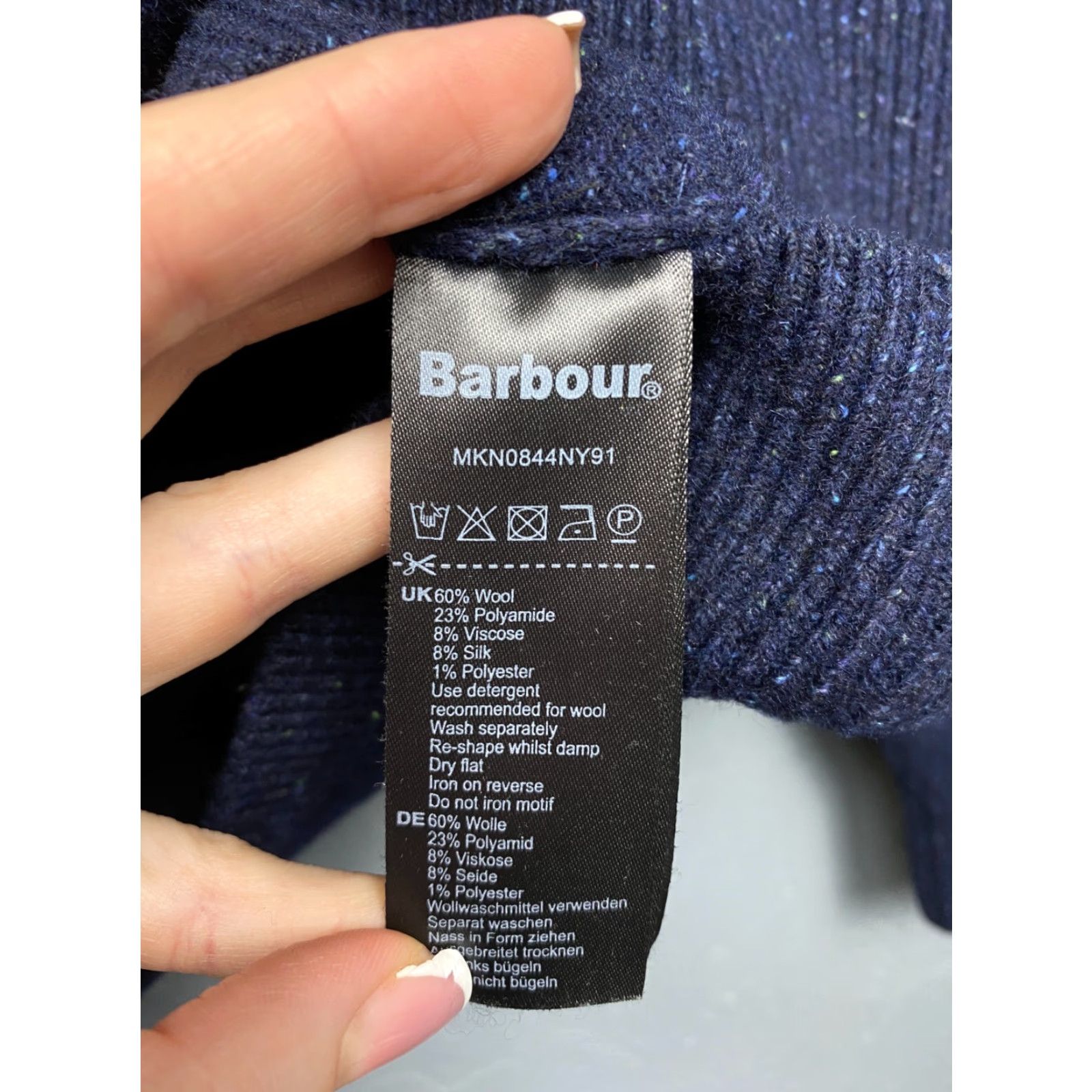 Barbour Barbour Mens Wool Knit Sweater Barbour Wool Knit Sweater M Blue Pullover Crew Neck Size M Mens sweaters Size US M / EU 48-50 / 2 - 5 Thumbnail