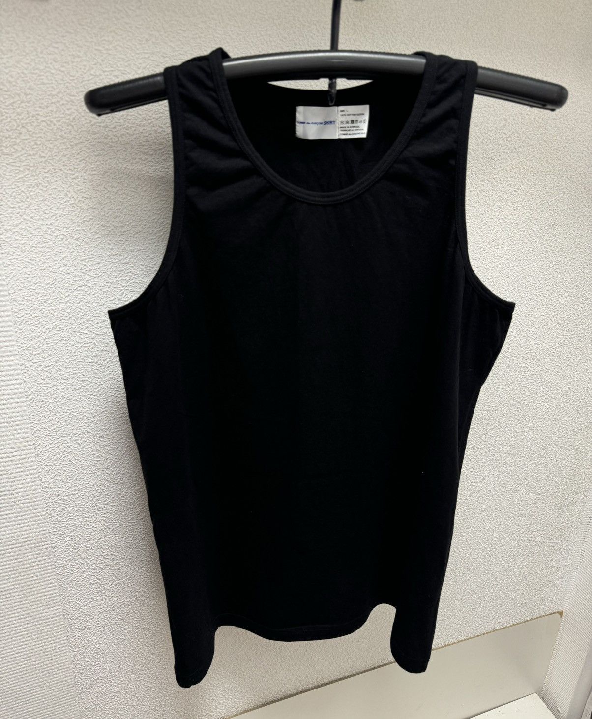 Comme des Garcons Comme Des Garcons Cdg Play black sleeveless L sz Size US L / EU 52-54 / 3 - 1 Thumbnail