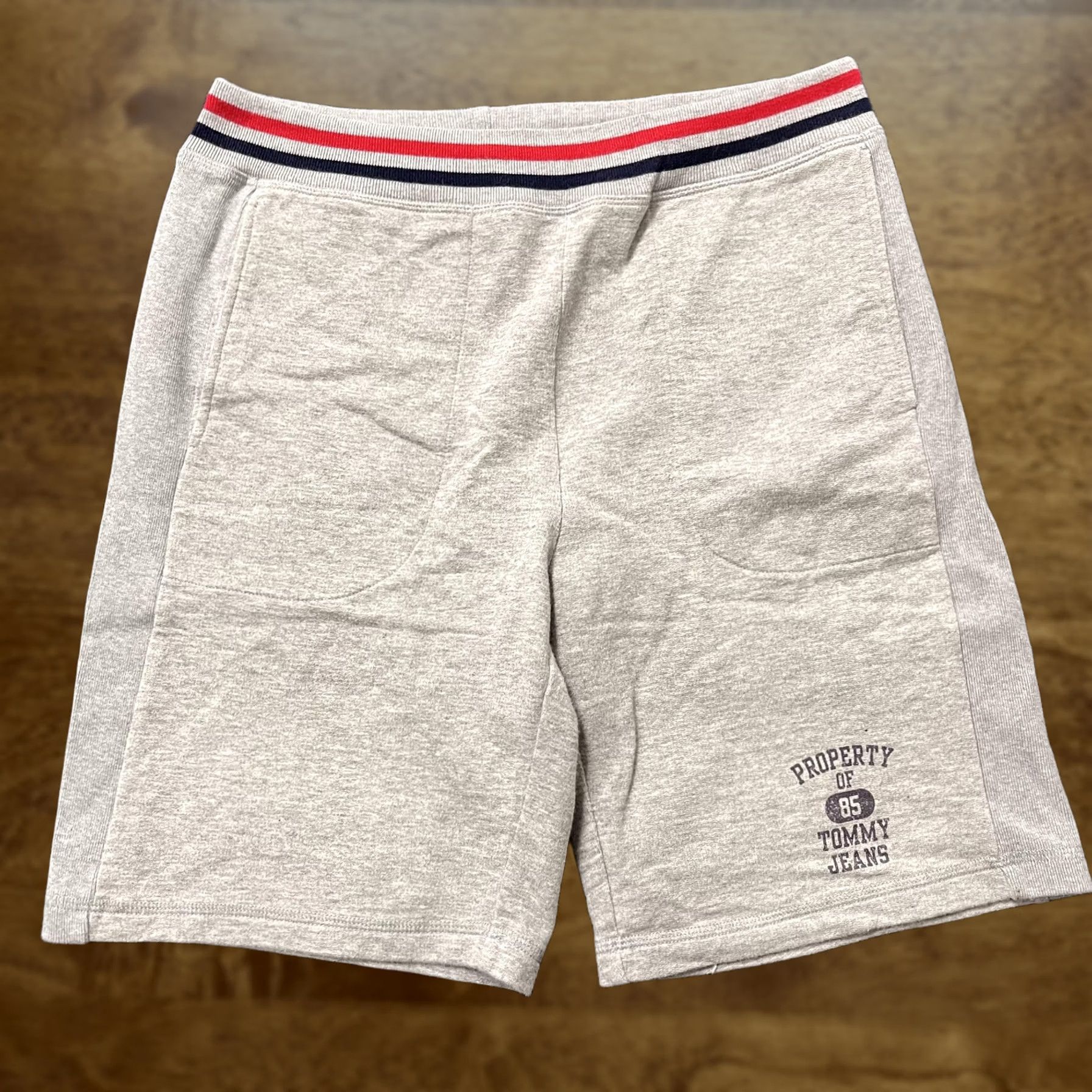 Tommy Hilfiger Tommy Hilfiger Mens Large Gray French Terry Sweat Property 85 Jeans Shorts Size US 33 - 1 Thumbnail