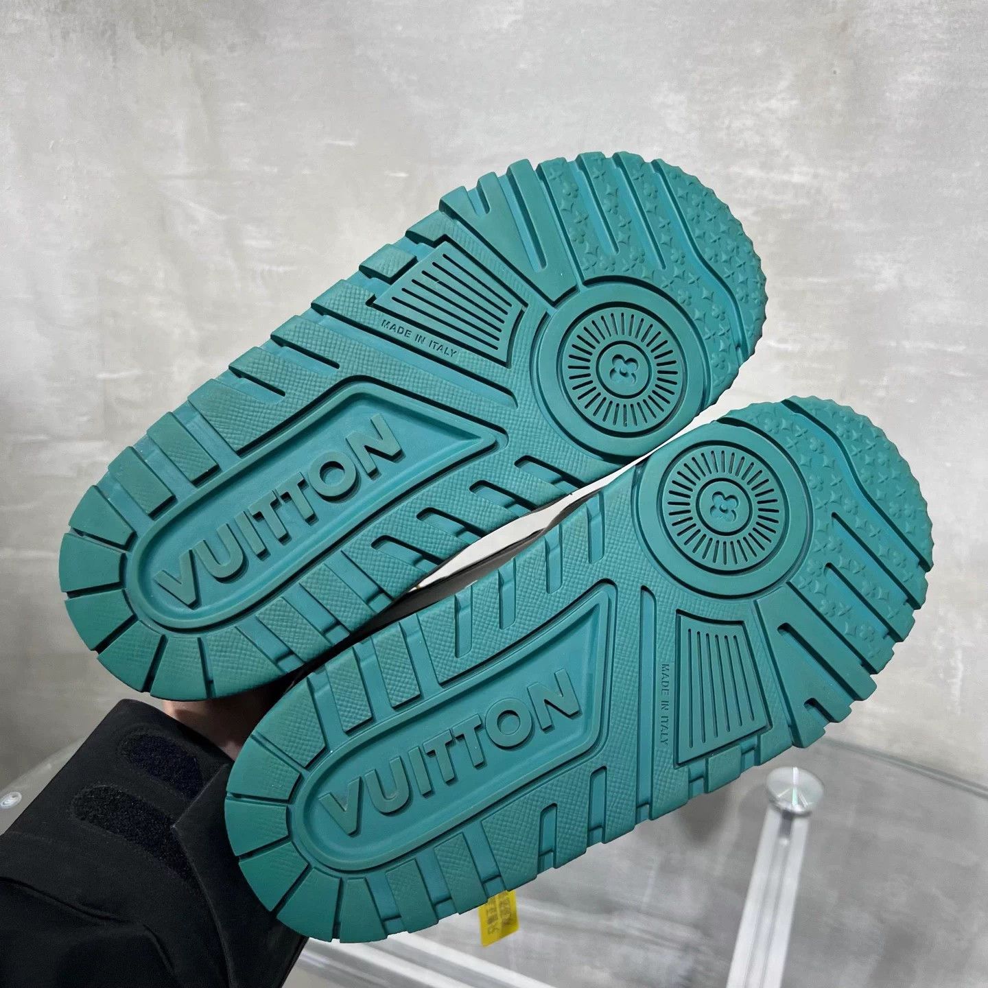 Louis Vuitton LV Little Dragon Pudong White Green UK6 40 Size US 6.5 / EU 39-40 - 7 Thumbnail