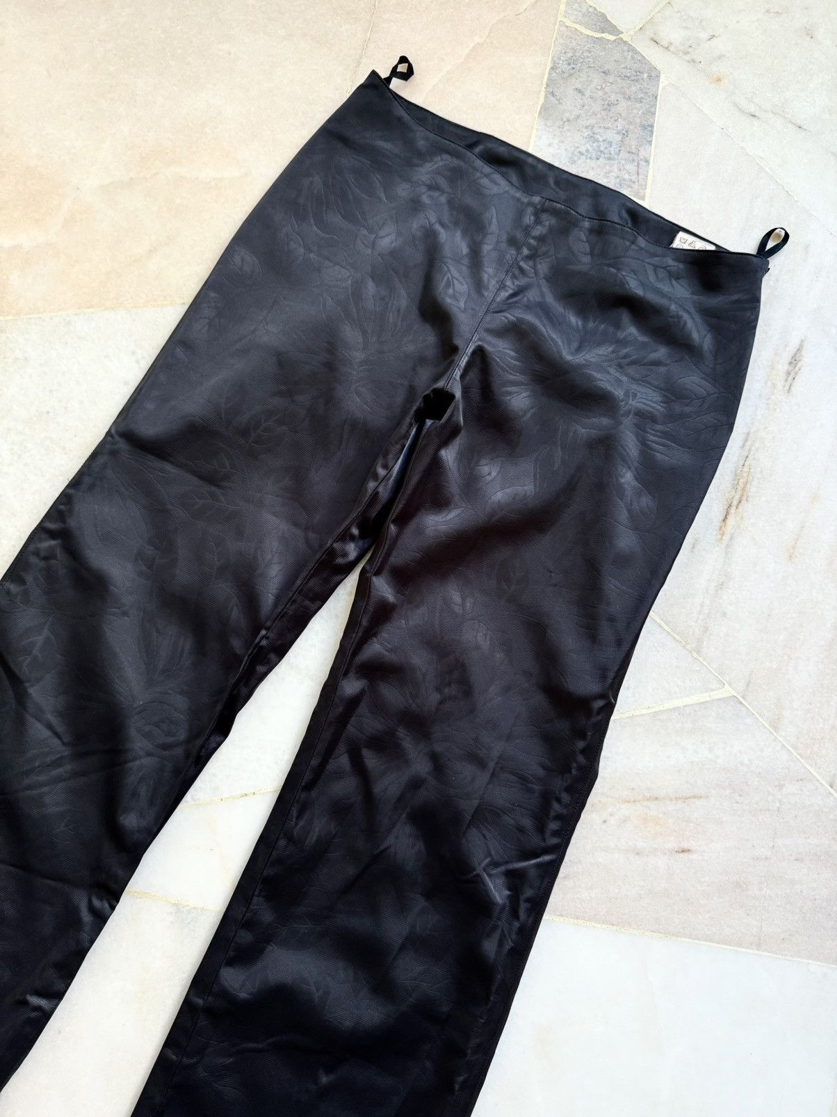 Jean Paul Gaultier Vintage rare Jean Paul gaultier Flower motive waxed pants Size 28" / US 6 / IT 42 - 2 Thumbnail