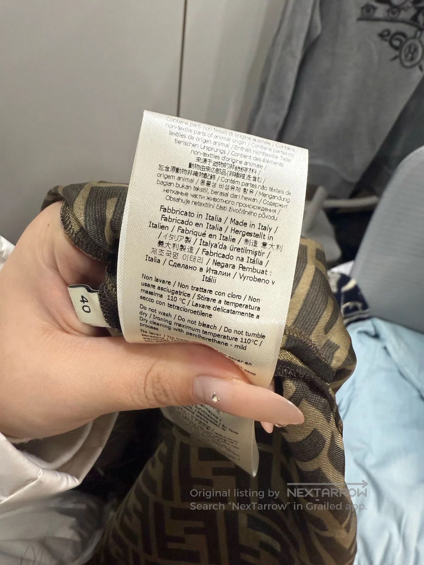 Fendi Fendi Shirt Size 40 Made In Italy. Size US XXS / EU 40 - 4 Thumbnail