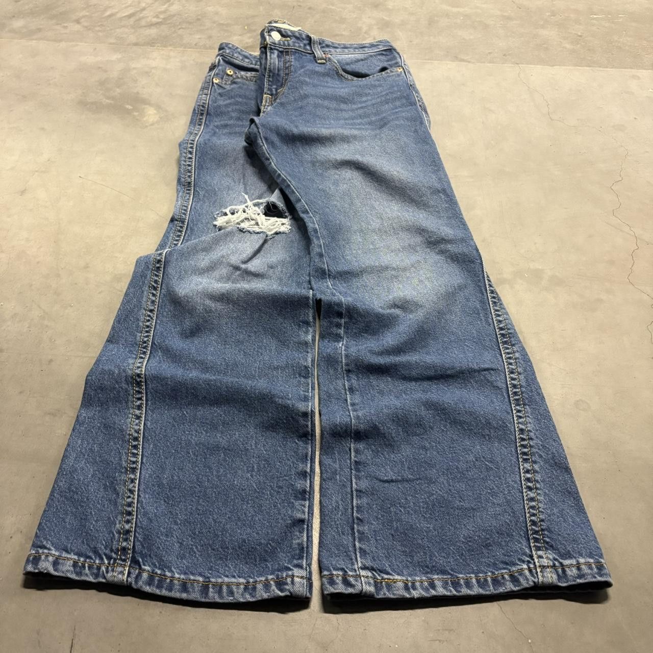Vintage Crazy Vintage Y2K/2000s Flared Wideleg Bootcut Medium Blue Wash Denim Jeans! Size US 36 / EU 52 - 3 Thumbnail