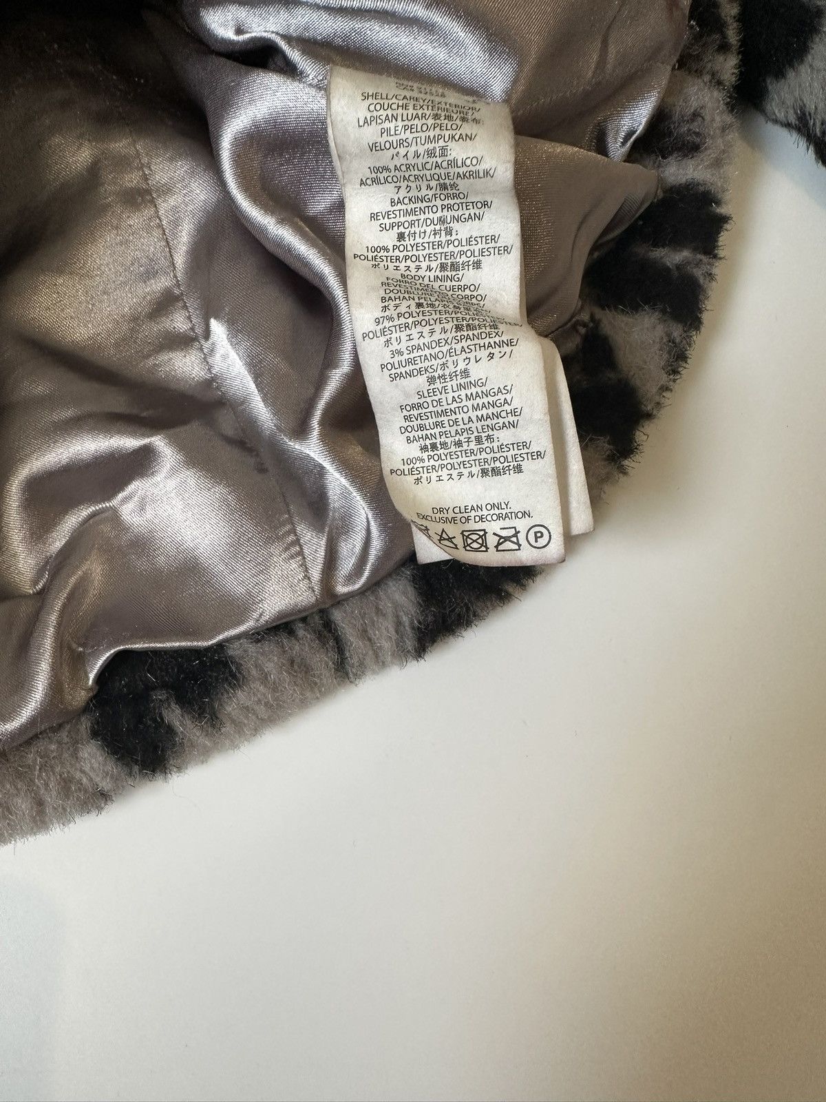 Armani Exchange Fur jacket Armani Exchange vintage Size M / US 6-8 / IT 42-44 - 9 Thumbnail