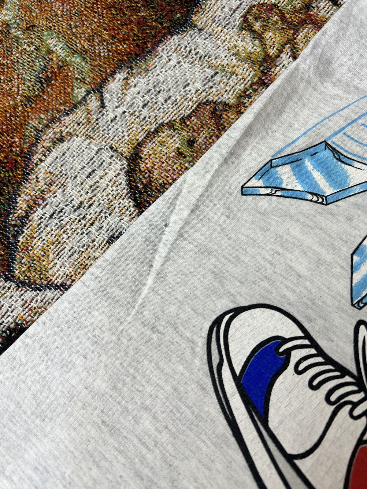 Warner Bros Vintage Taz Basketball AOP Tee Size US L / EU 52-54 / 3 - 9 Thumbnail