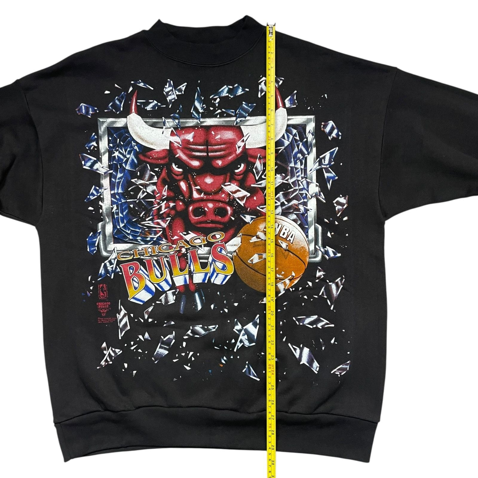 NBA DEADSTOCK VTG 90s CHICAGO BULLS SHATTERED SWEATSHIRT CHANGES Size US L / EU 52-54 / 3 - 8 Thumbnail