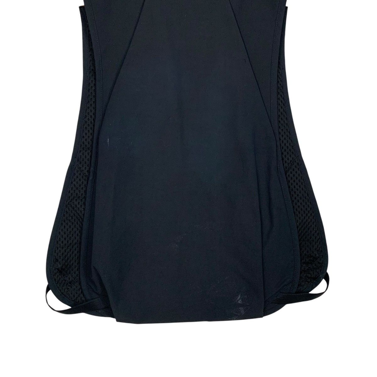 Lemaire × Uniqlo UNIQLO U LEMAIRE SPORTS VEST #2468-C111 Size L / US 10 / IT 46 - 9 Thumbnail