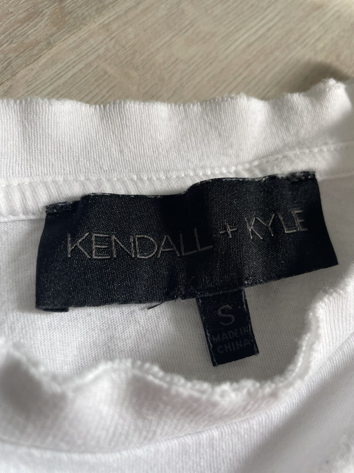 Designer × Kendall And Kylie Kendall + Kyle Distressed White Long-sleeve Size S / US 4 / IT 40 - 8 Thumbnail