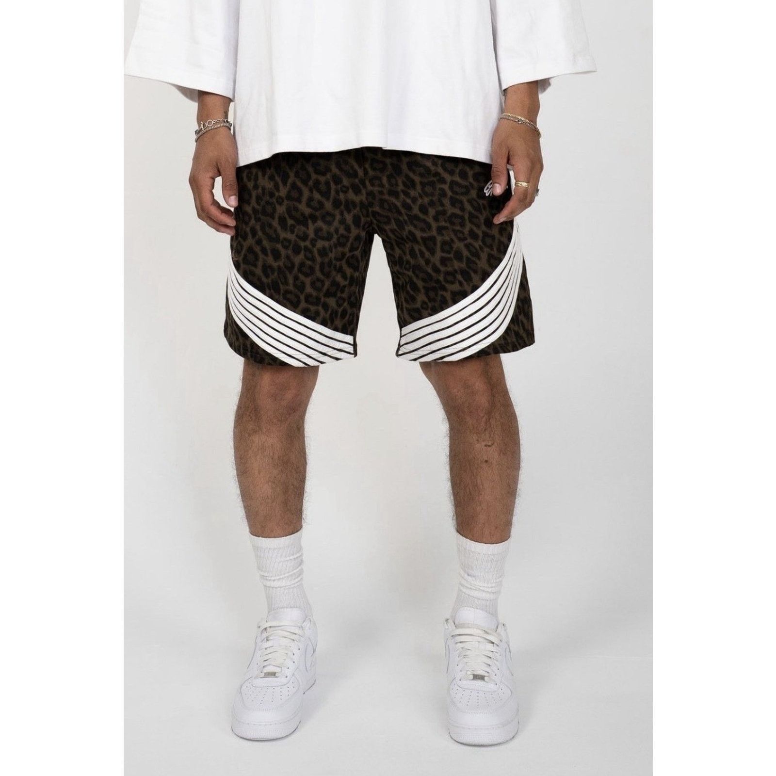 EPTM. EPTM Olive Leopard Print Shorts Streetwear Size L NWT Size US 34 / EU 50 - 2 Thumbnail