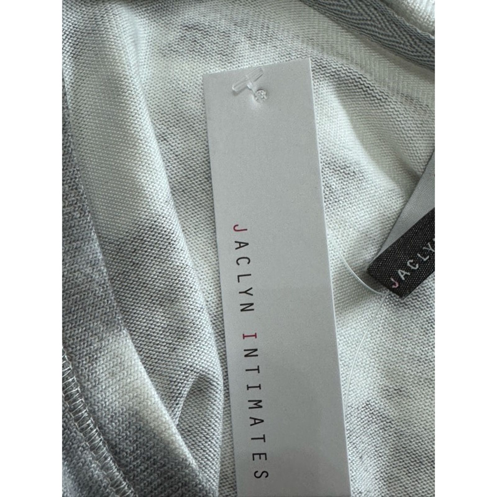 Other Jaclyn Intimate Sleepwear Short Sleeves Crew Neck Gray L NWT Size ONE SIZE - 7 Thumbnail