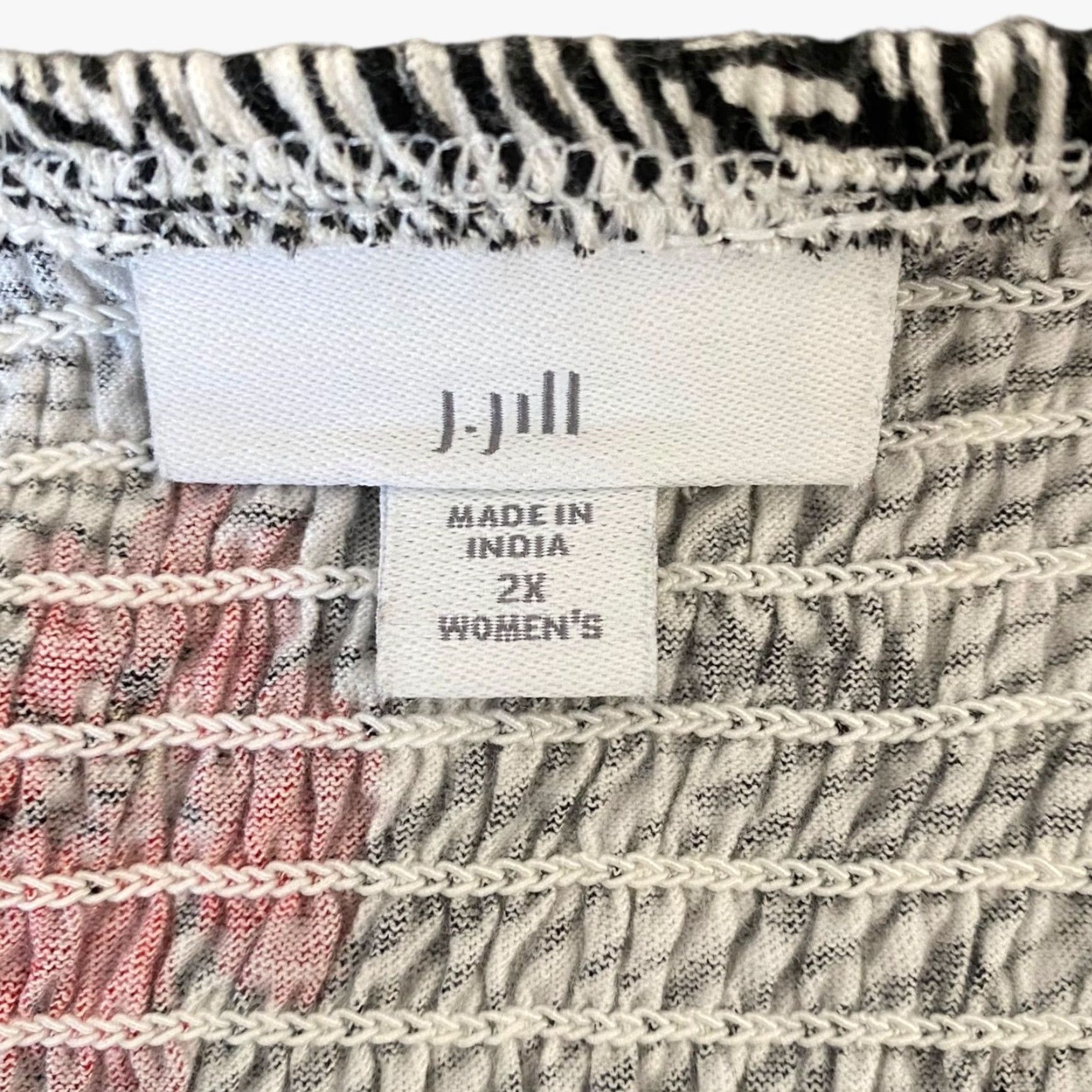 J. Jill J.Jill Blouse Shirt 3/4 Sleeve Smocked Floral Knit Peasant Top Women's 2X Black Pullover Size XXL / US 16-18 / IT 52-54 - 7 Thumbnail