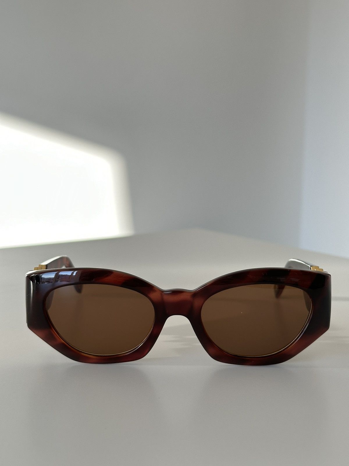 Versace Vintage Versace Multiple Medusa Luxury Sunglasses/ MOD.420/D Size ONE SIZE - 7 Thumbnail