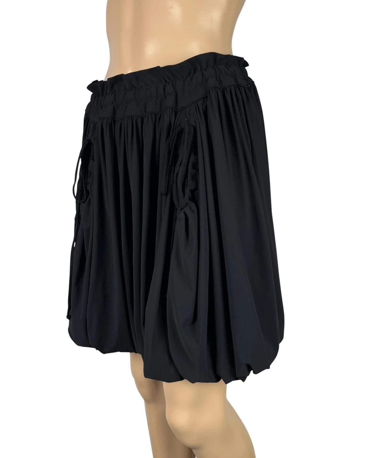 Marithe + Francois Girbaud Marithe Francois Girbaud Mini Skirt Pleated size F42 Size 30" / US 8 / IT 44 - 5 Thumbnail
