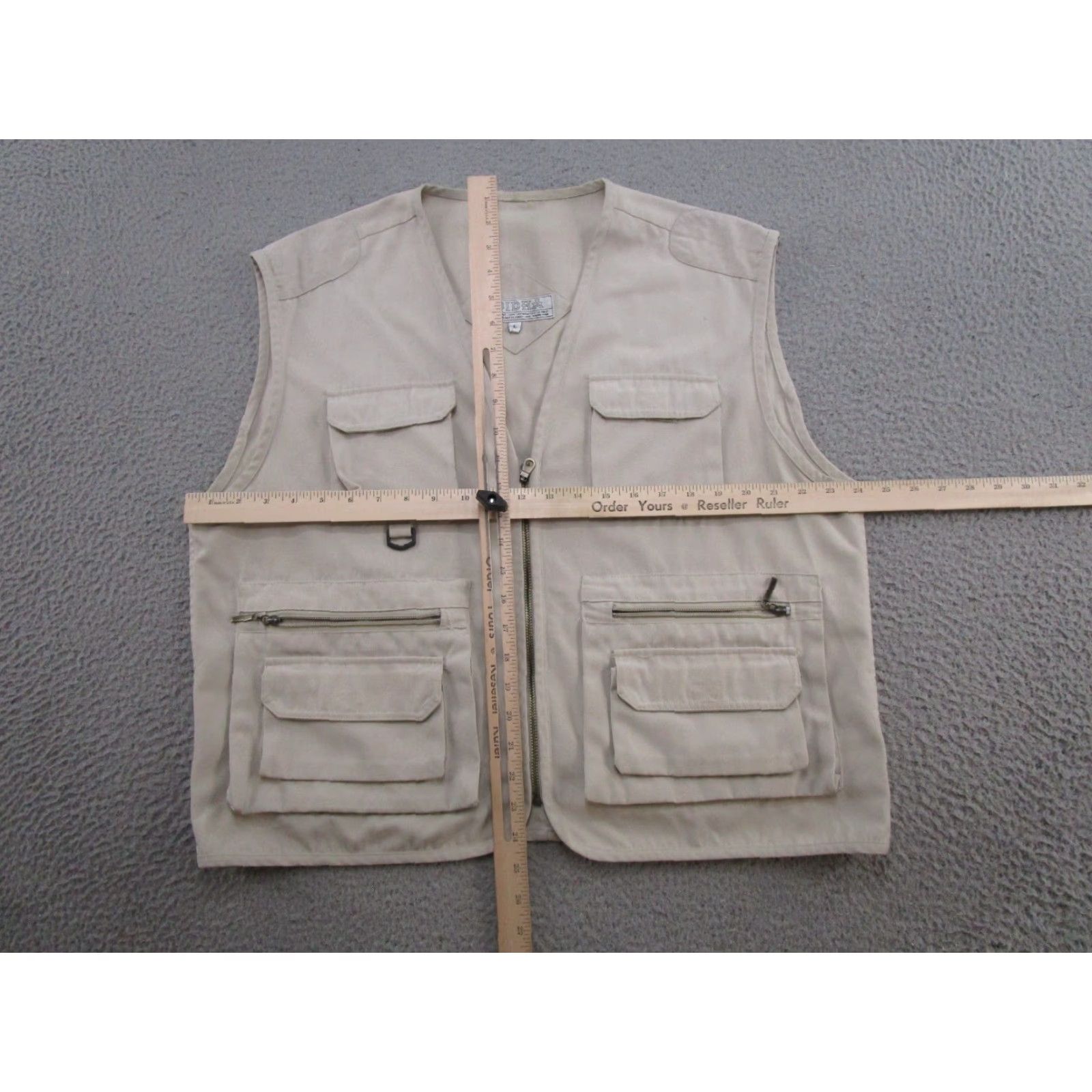 Vintage Coidha Mens Vest Outdoor Leisure Utility Hunting Safari Pockets Size L Beige Canvas Zip Pockets Vintage No Size US L / EU 52-54 / 3 - 6 Thumbnail