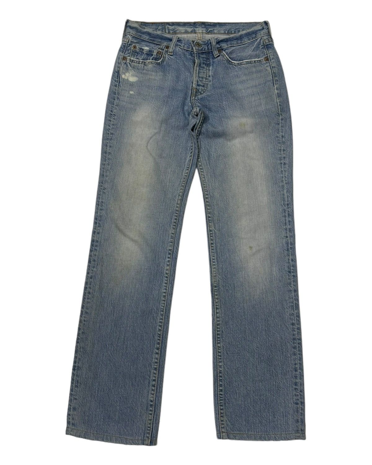 VINTAGE LEVIS 501 BLUE WASH DISTRESSED DENIM JEANS