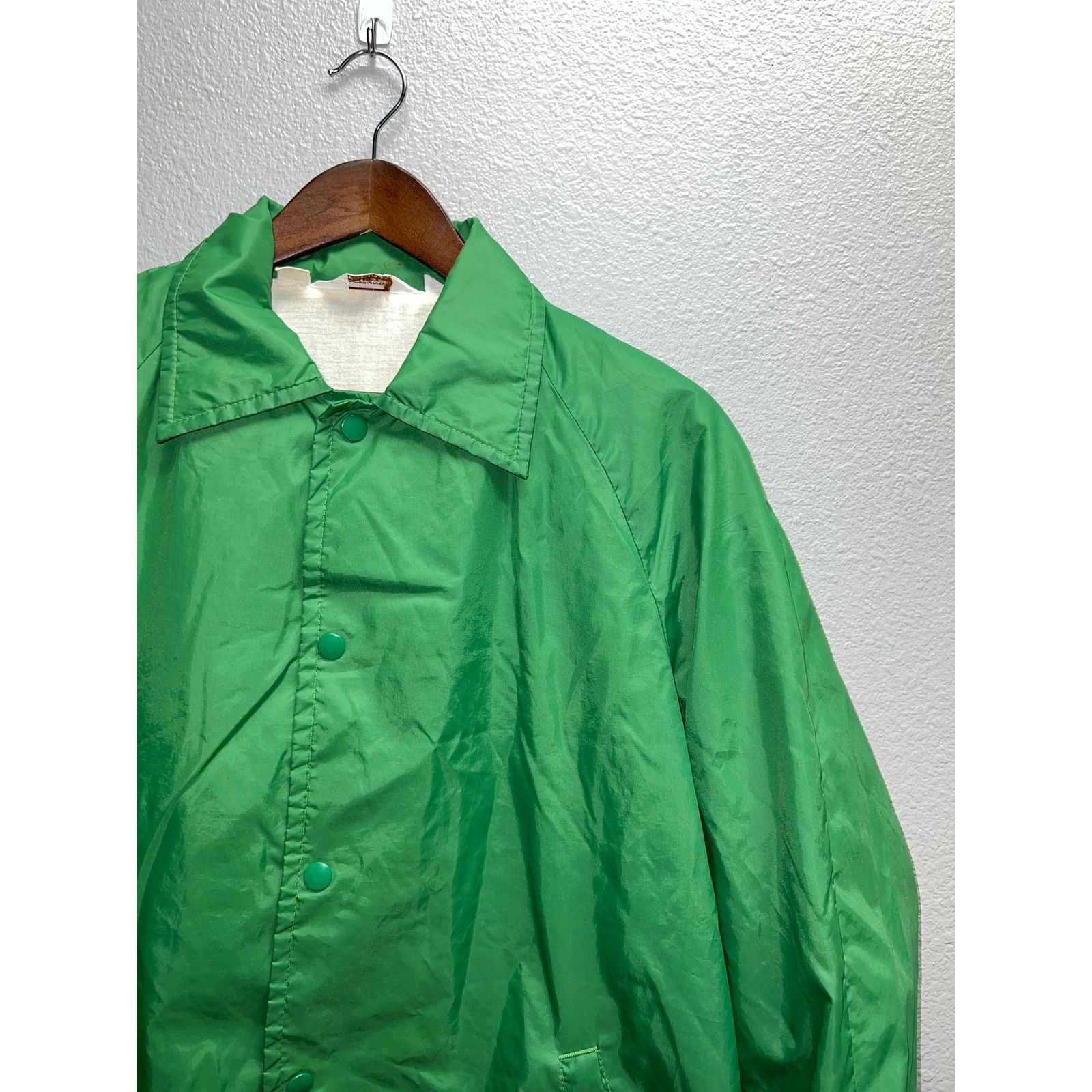 Vintage Vintage Montgomery Ward Jacket Green Blank Button Down Nylon Size US L / EU 52-54 / 3 - 3 Thumbnail