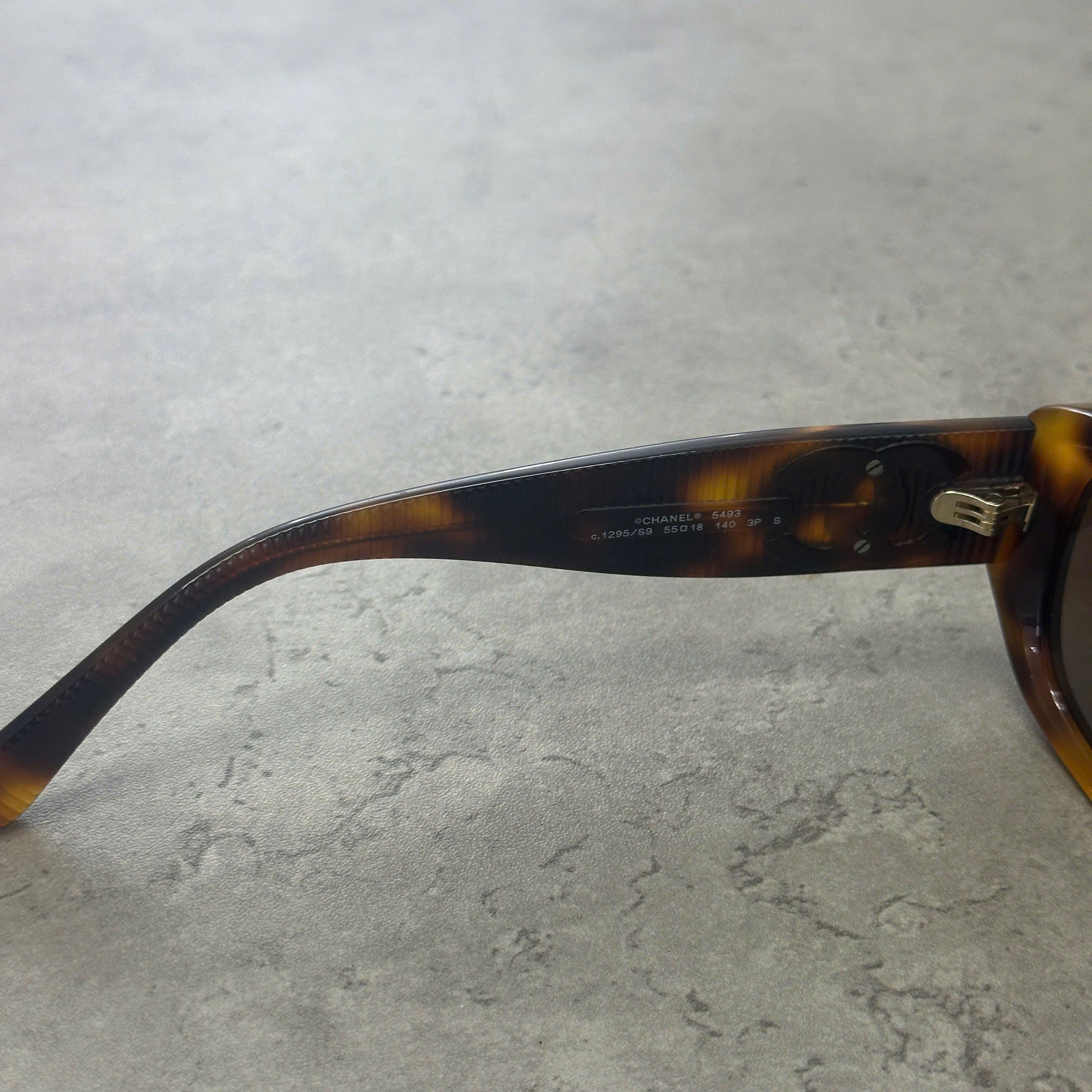 Chanel CHANEL 0CH5493 1295S9 Sunglasses Size ONE SIZE - 5 Thumbnail