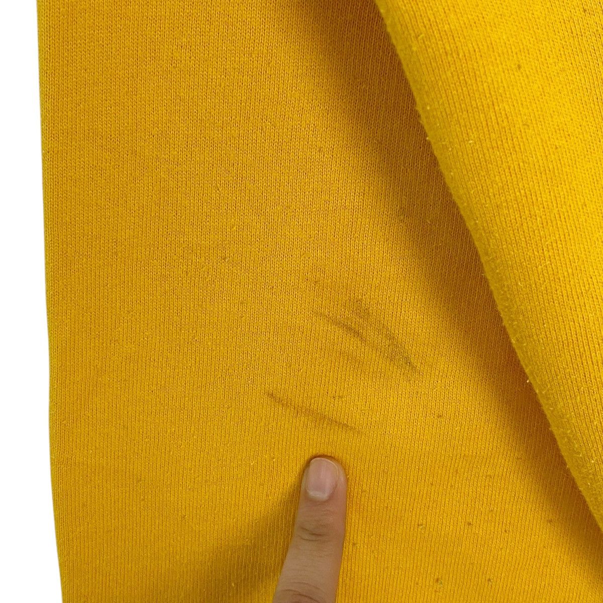 Vintage Vintage T&C Surf Hawaii Half Crewneck Sweatshirt Yellow Sz L Size US L / EU 52-54 / 3 - 6 Thumbnail