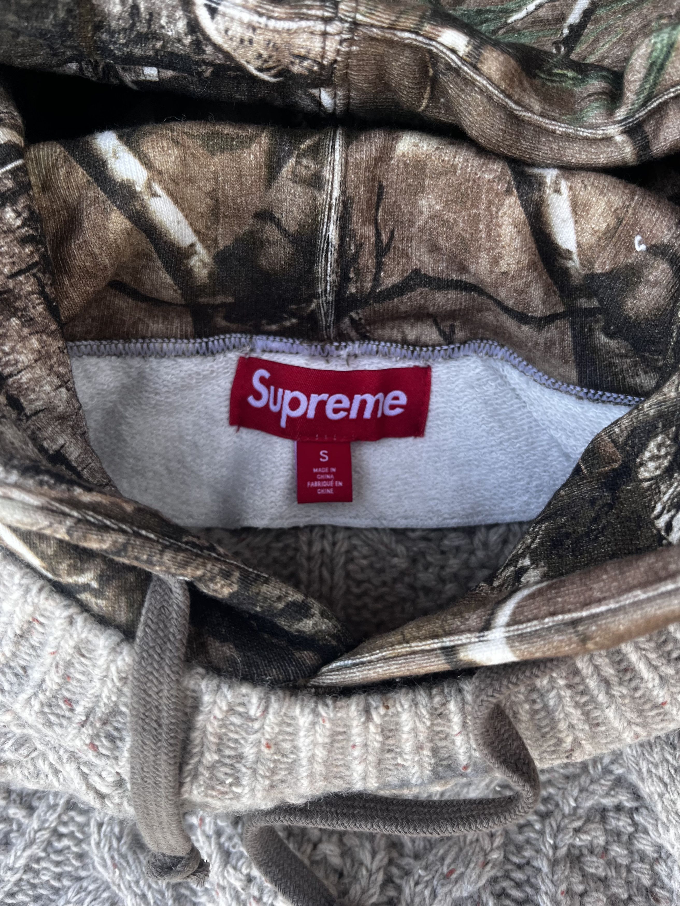 Supreme Supreme FW25 Hooded Cableknit Size US S / EU 44-46 / 1 - 3 Thumbnail