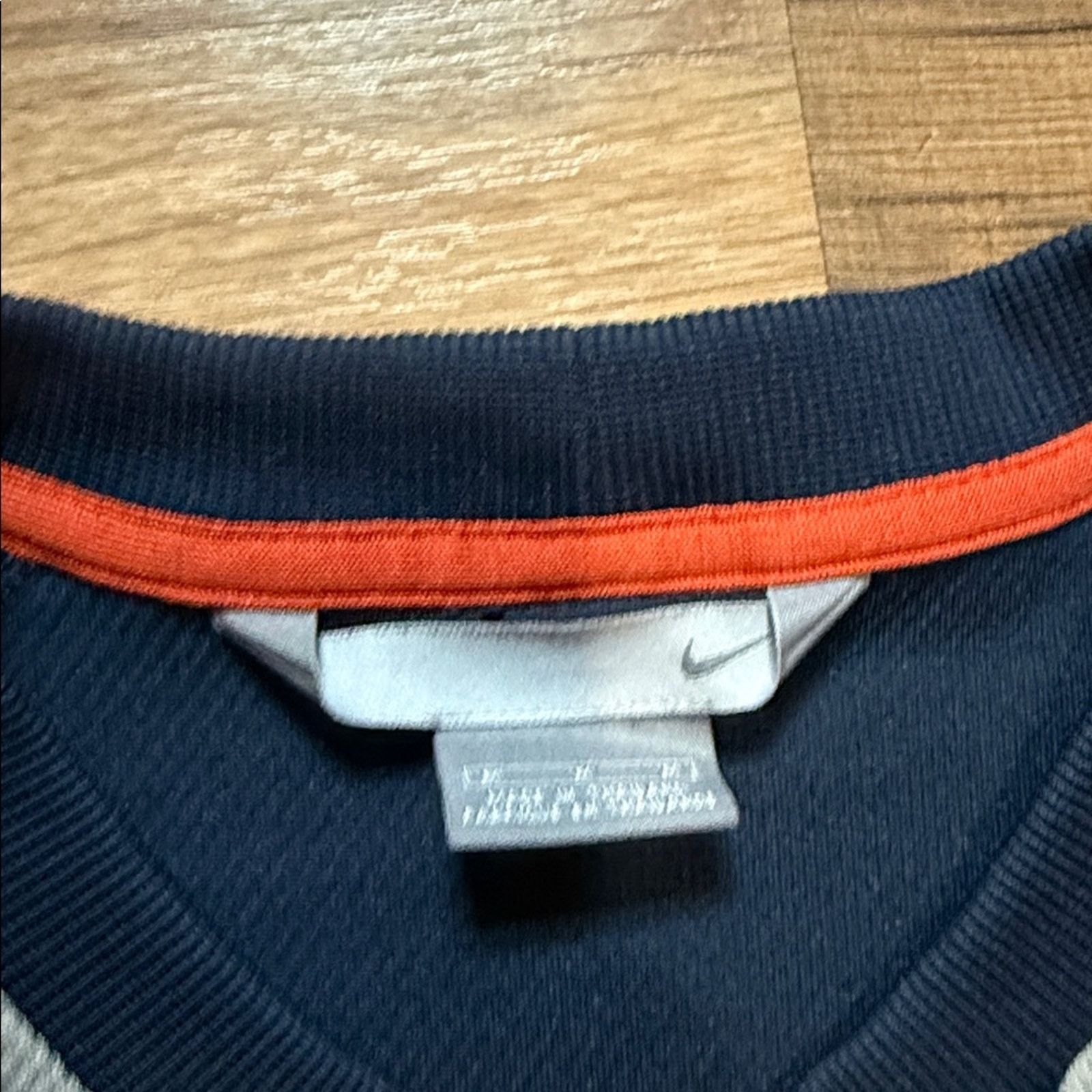 Nike Y2K Nike Center Swoosh Crewneck Sweatshirt Size US M / EU 48-50 / 2 - 5 Thumbnail