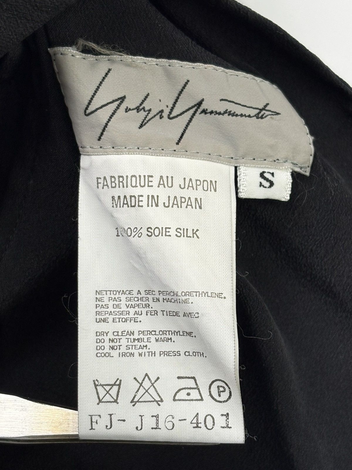 Yohji Yamamoto Archive Yohji Yamamoto Silk Buttoned Jacket Size S / US 4 / IT 40 - 7 Thumbnail