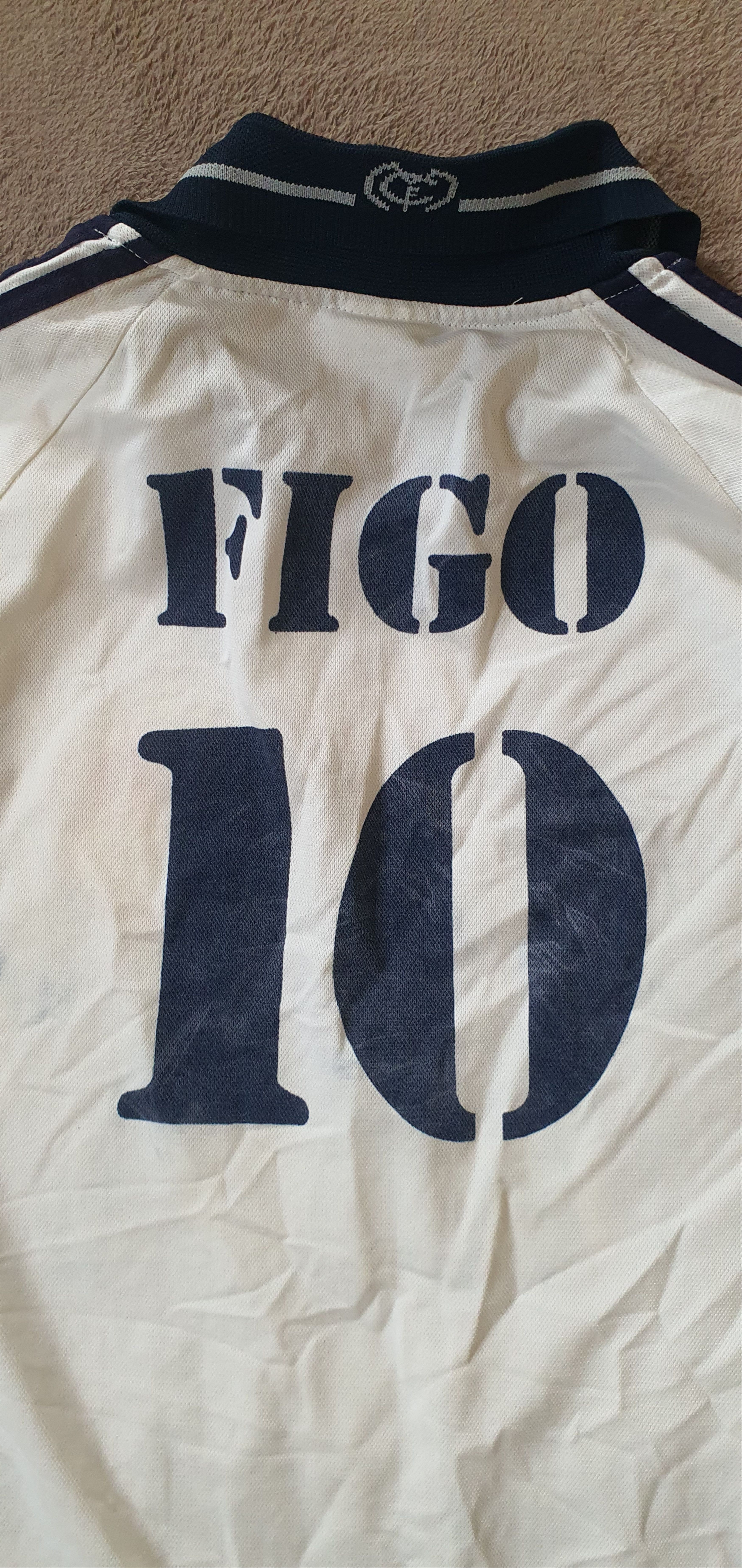 Other Vintage 2000-01 Real Madrid Home Shirt Size US XL / EU 56 / 4 - 2 Thumbnail