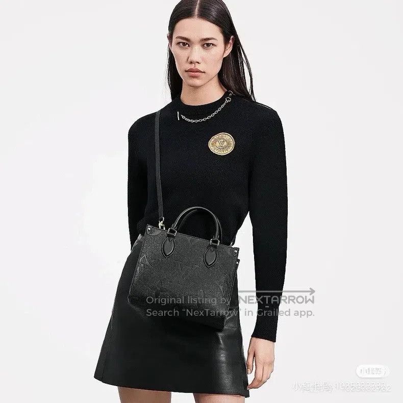 Louis Vuitton Louis Vuitton Cashmere Black Chain Badge Sweater Size US M / EU 48-50 / 2 - 8 Thumbnail